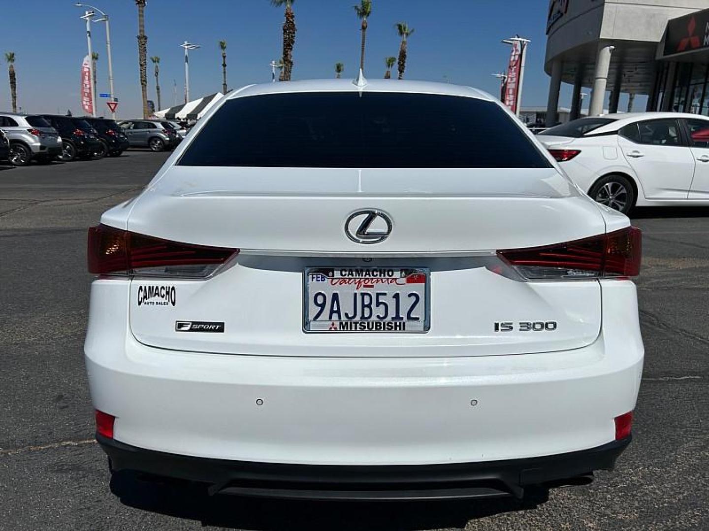 2019 WHITE Lexus IS (JTHBA1D28K5) with an 4-Cyl Turbo 2.0 Liter engine, Automatic 8-Spd Sport w/Direct Shift transmission, located at 412 Auto Vista Drive, Palmdale, 93551, (661) 945-0620, 34.592636, -118.136681 - Photo#5