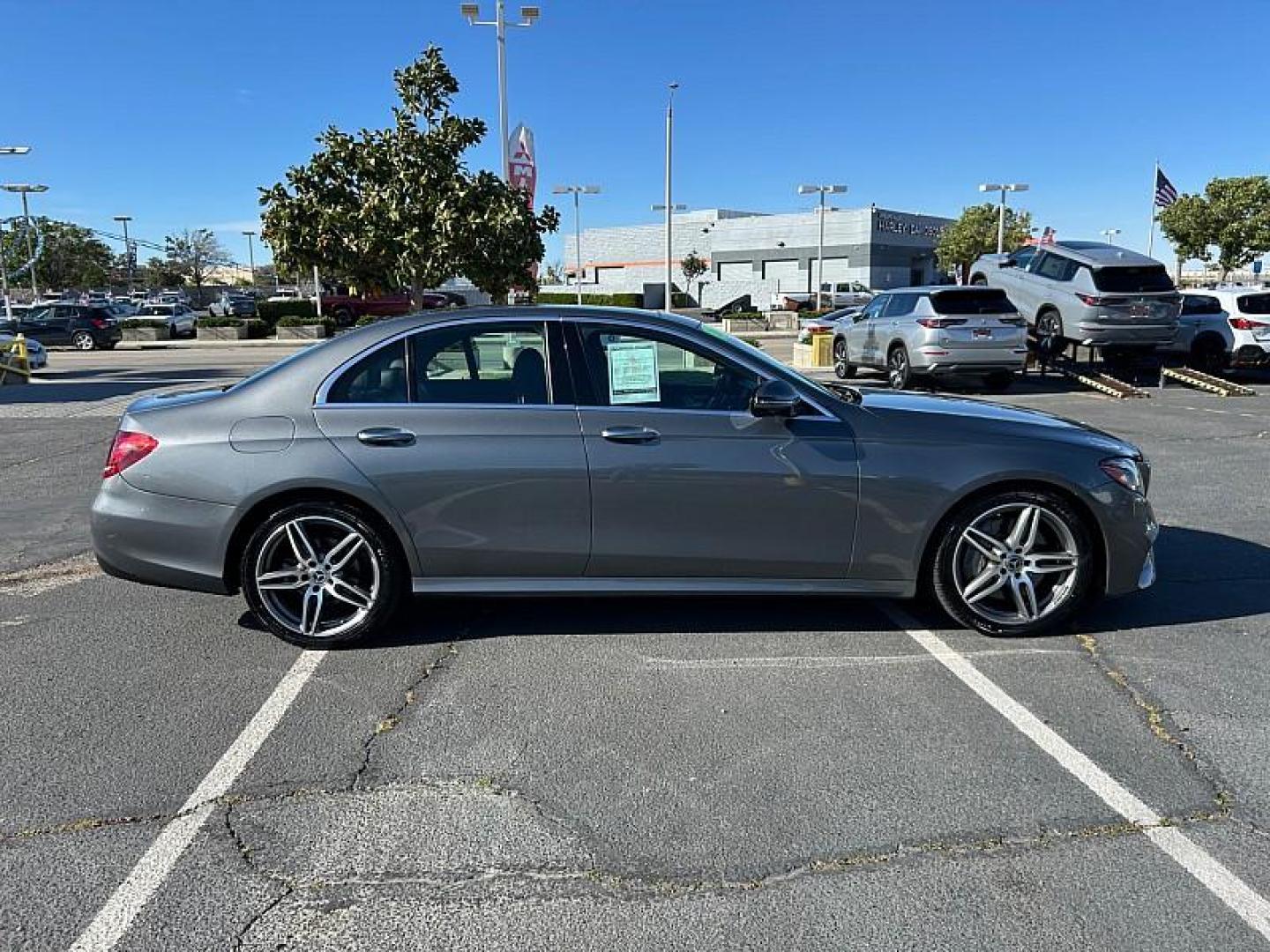 2019 GRAY Mercedes-Benz E-Class (WDDZF4KB0KA) with an 4-Cyl Turbo 2.0 Liter engine, Automatic 9-Spd 9G-Tronic transmission, located at 412 Auto Vista Drive, Palmdale, 93551, (661) 945-0620, 34.592636, -118.136681 - Photo#2