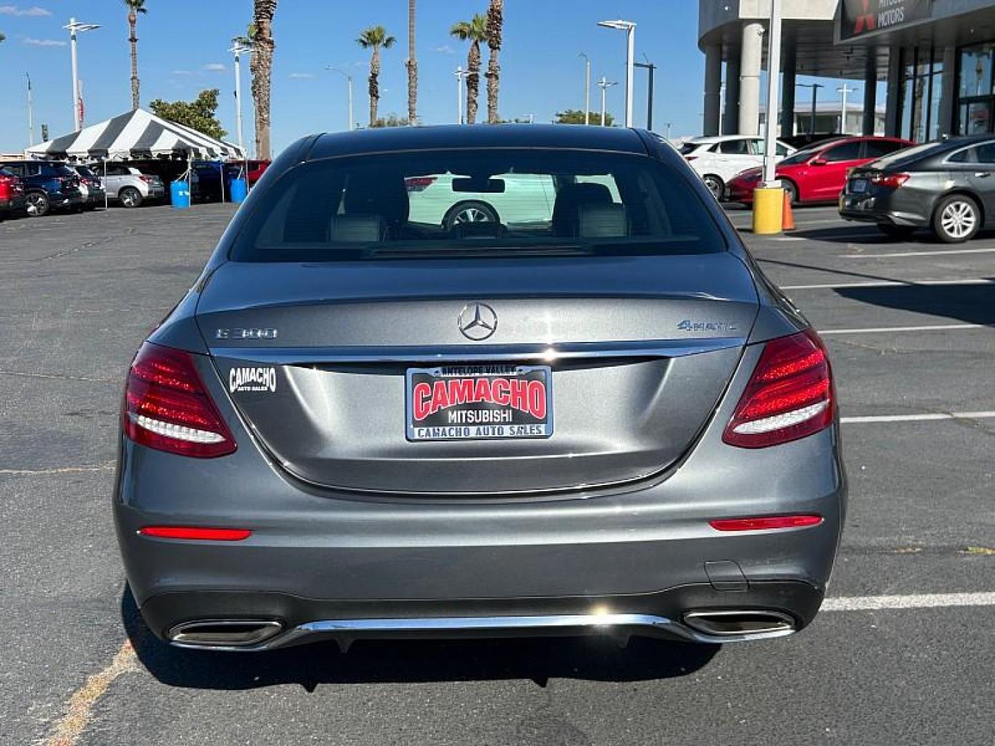 2019 GRAY Mercedes-Benz E-Class (WDDZF4KB0KA) with an 4-Cyl Turbo 2.0 Liter engine, Automatic 9-Spd 9G-Tronic transmission, located at 412 Auto Vista Drive, Palmdale, 93551, (661) 945-0620, 34.592636, -118.136681 - Photo#6
