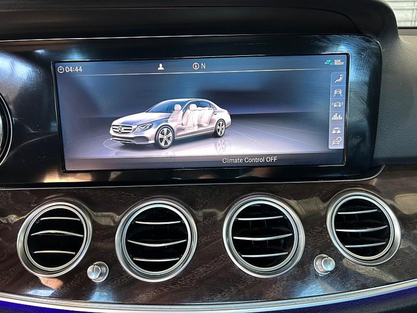 2019 GRAY Mercedes-Benz E-Class (WDDZF4KB0KA) with an 4-Cyl Turbo 2.0 Liter engine, Automatic 9-Spd 9G-Tronic transmission, located at 412 Auto Vista Drive, Palmdale, 93551, (661) 945-0620, 34.592636, -118.136681 - Photo#23