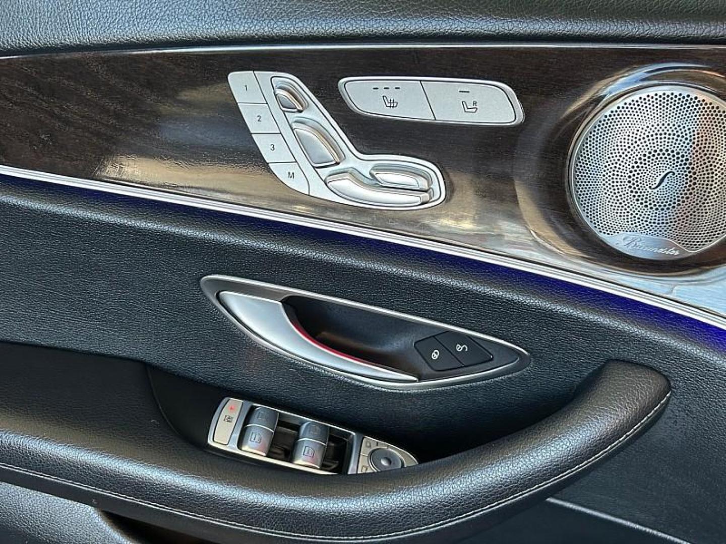 2019 GRAY Mercedes-Benz E-Class (WDDZF4KB0KA) with an 4-Cyl Turbo 2.0 Liter engine, Automatic 9-Spd 9G-Tronic transmission, located at 412 Auto Vista Drive, Palmdale, 93551, (661) 945-0620, 34.592636, -118.136681 - Photo#26
