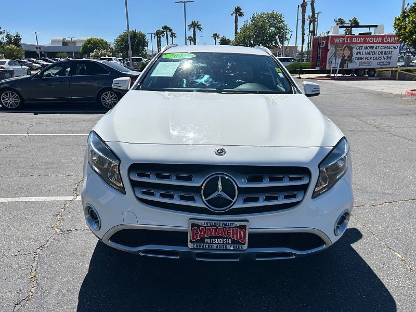 2019 White Mercedes-Benz GLA-Class (WDCTG4EB9KU) with an 4-Cyl Turbo 2.0 Liter engine, Automatic 7-Spd w/7G-DCT transmission, located at 412 Auto Vista Drive, Palmdale, 93551, (661) 945-0620, 34.592636, -118.136681- Photo#1