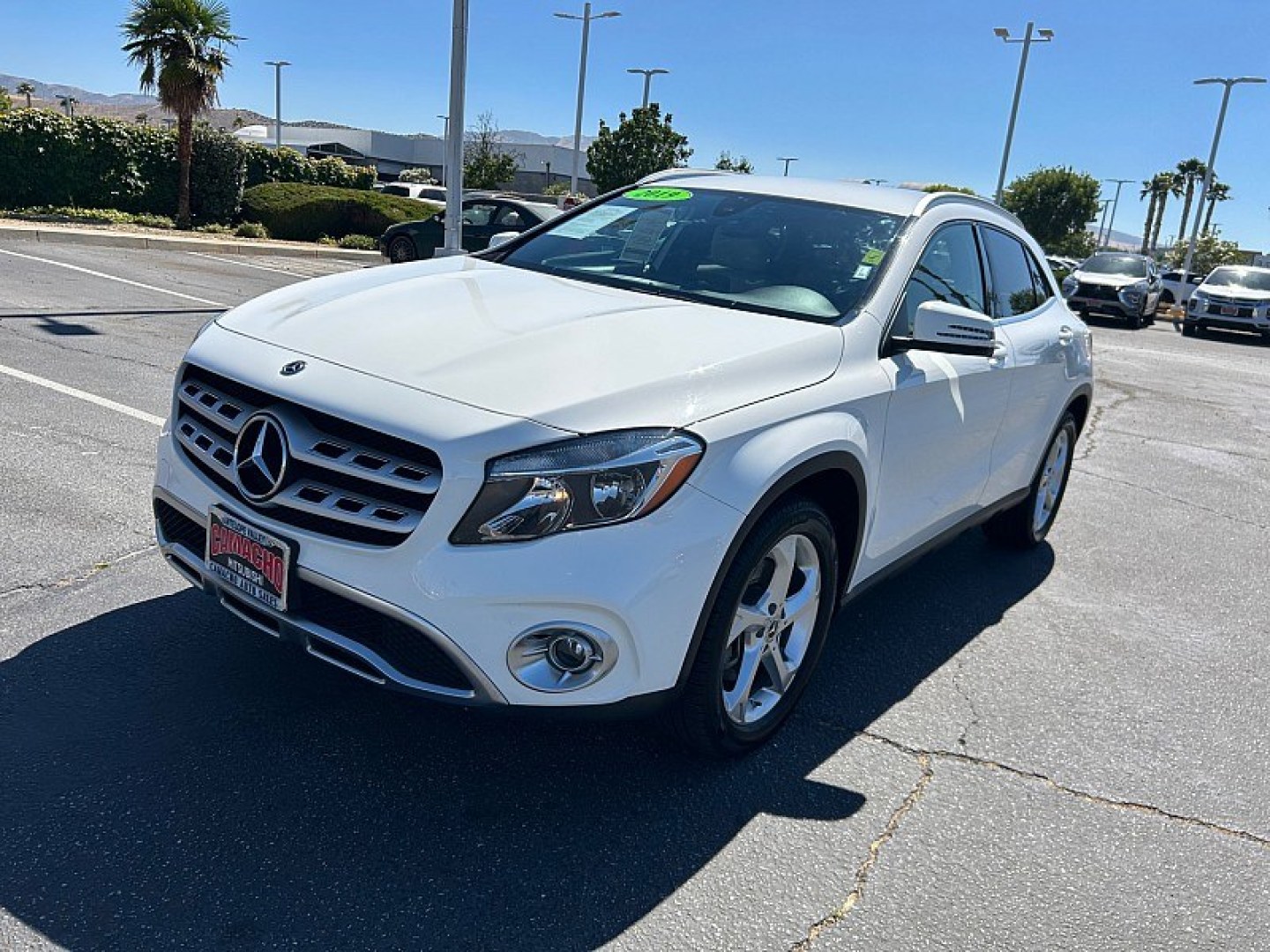 2019 White Mercedes-Benz GLA-Class (WDCTG4EB9KU) with an 4-Cyl Turbo 2.0 Liter engine, Automatic 7-Spd w/7G-DCT transmission, located at 412 Auto Vista Drive, Palmdale, 93551, (661) 945-0620, 34.592636, -118.136681- Photo#4