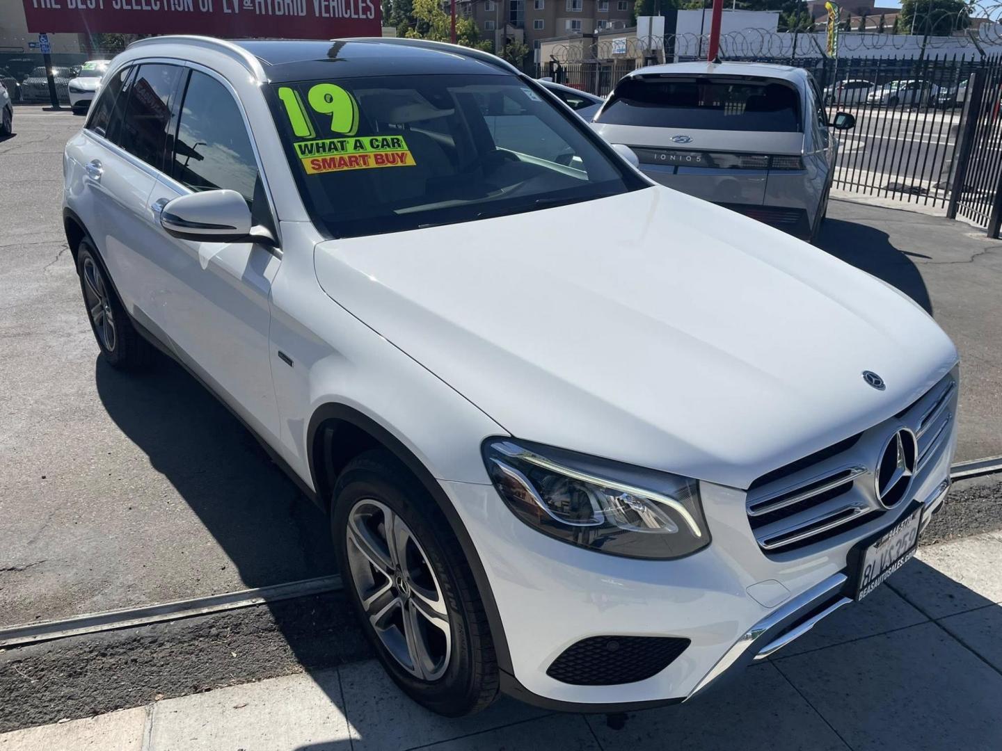 2019 Mercedes-Benz GLC-Class GLC 350e 4MATIC (WDC0G5EB3KF) with an 2.0L L4 DOHC 16V HYBRID engine, 7A transmission, located at 744 E Miner Ave, Stockton, CA, 95202, (209) 944-5770, 37.956863, -121.282082 - PLUS TAXES AND FEES NO CHARGER AVAILABLE - Photo#1