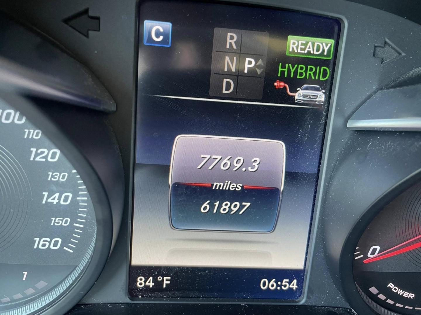 2019 Mercedes-Benz GLC-Class GLC 350e 4MATIC (WDC0G5EB3KF) with an 2.0L L4 DOHC 16V HYBRID engine, 7A transmission, located at 744 E Miner Ave, Stockton, CA, 95202, (209) 944-5770, 37.956863, -121.282082 - PLUS TAXES AND FEES NO CHARGER AVAILABLE - Photo#10