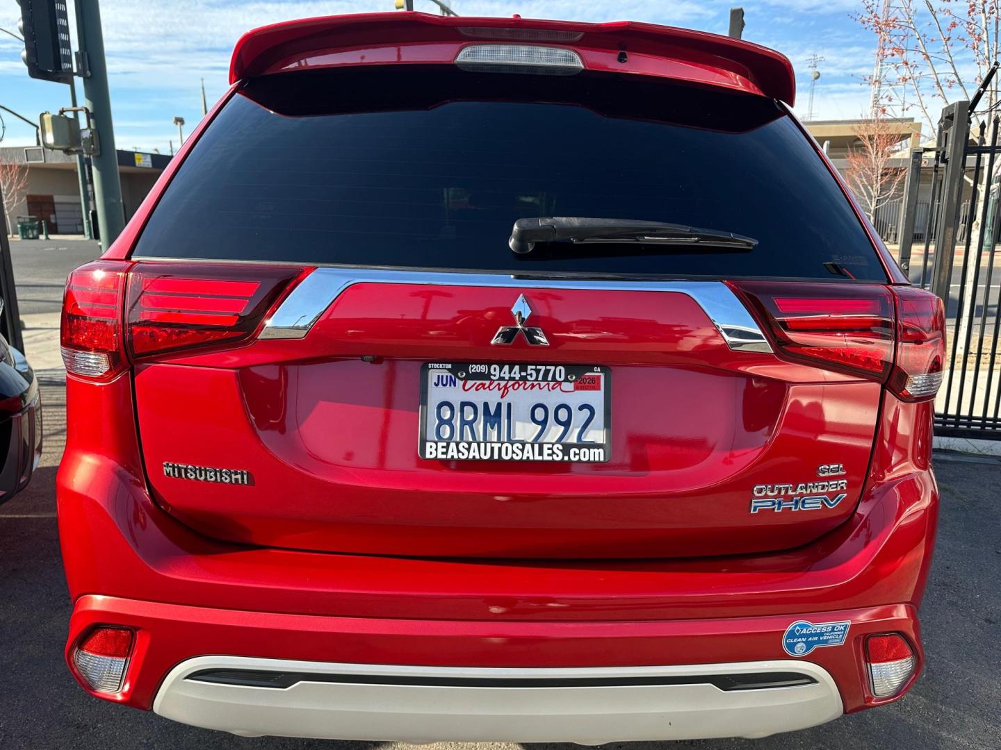 2019 Mitsubishi Outlander PHEV GT (JA4J24A59KZ) with an 2.0L L4 DOHC 16V HYBRID engine, 1A transmission, located at 744 E Miner Ave, Stockton, CA, 95202, (209) 944-5770, 37.956863, -121.282082 - Photo#6