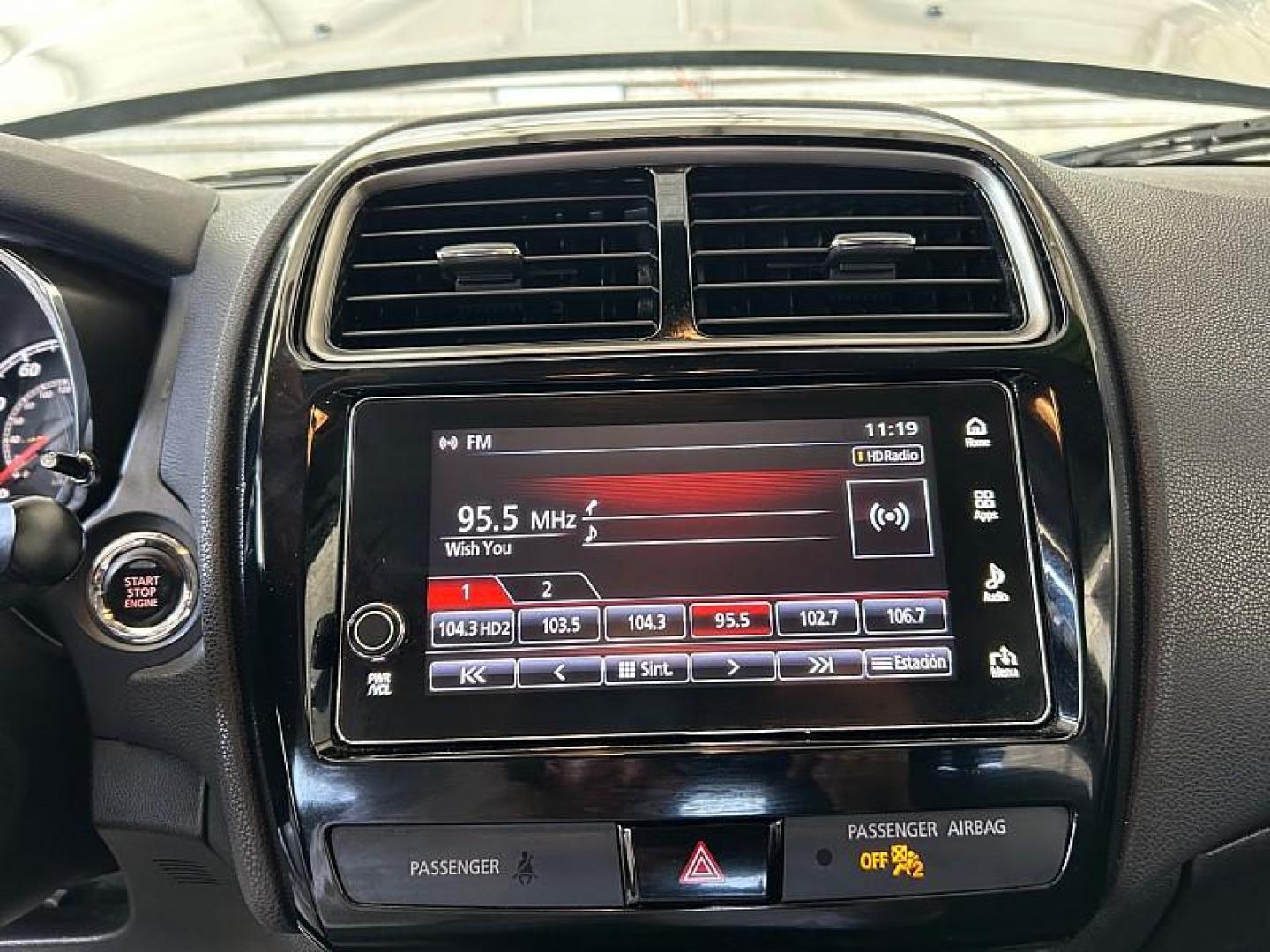 2019 SILVER Mitsubishi Outlander Sport (JA4AP4AW0KU) with an 4-Cyl 2.4 Liter engine, Automatic CVT w/Sportronic transmission, located at 412 Auto Vista Drive, Palmdale, 93551, (661) 945-0620, 34.592636, -118.136681 - Photo#21