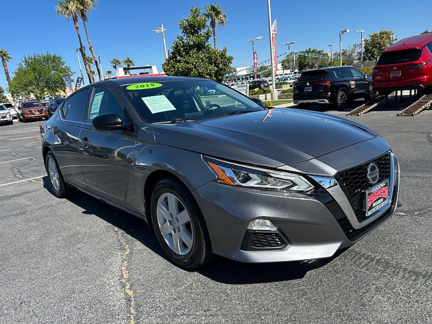 2019 Gray Nissan Altima (1N4BL4CV7KN) with an 4-Cyl 2.5 Liter engine, Automatic Xtronic CVT transmission, located at 412 Auto Vista Drive, Palmdale, 93551, (661) 945-0620, 34.592636, -118.136681- Photo#0