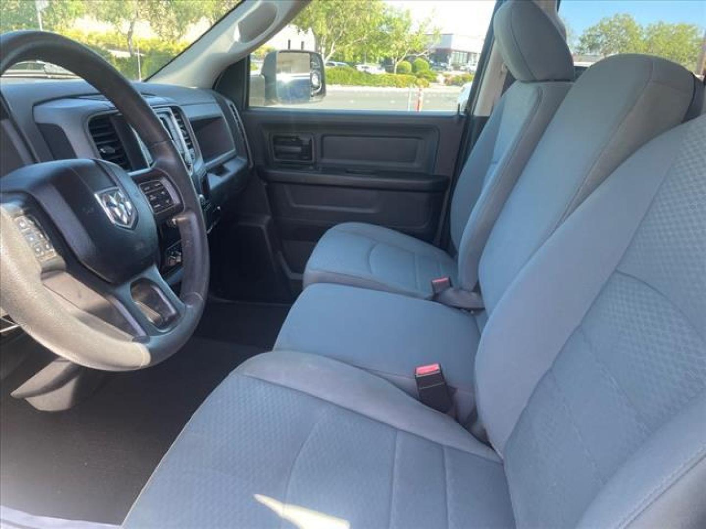 2019 Bright White Clear Coat RAM 1500 Classic Tradesman (1C6RR6FT1KS) with an 5.7L HEMI 5.7L V8 395hp 410ft. Sequential Multiport Fuel Injection engine, 8-Speed Shiftable Automatic transmission, located at 800 Riverside Ave, Roseville, CA, 95678, 916-773-4549 & Toll Free: 866-719-4393, 38.732265, -121.291039 - QUAD CAB TRADESMAN 5.7 HEMI V8 ONE OWNER CLEAN CARFAX - Photo#12
