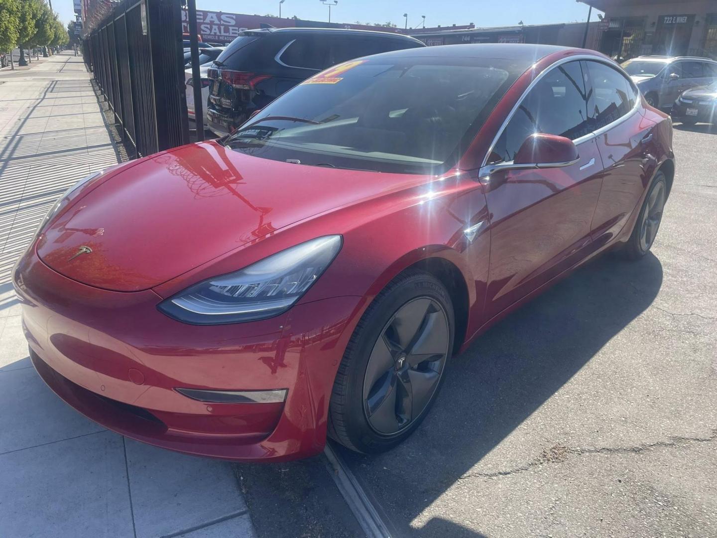 2019 Tesla Model 3 Base (5YJ3E1EA3KF) with an ELECTRIC engine, 1A transmission, located at 744 E Miner Ave, Stockton, CA, 95202, (209) 944-5770, 37.956863, -121.282082 - PLUS TAXES AND FEES NO CHARGER AVAILABLE - Photo#3