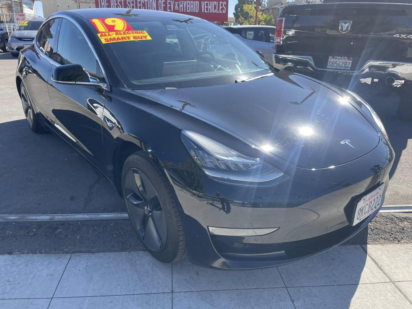2019 Tesla Model 3 Base (5YJ3E1EA4KF) with an ELECTRIC engine, 1A transmission, located at 744 E Miner Ave, Stockton, CA, 95202, (209) 944-5770, 37.956863, -121.282082 - PLUS TAXES AND FEES NO CHARGER AVAILABLE - Photo#0