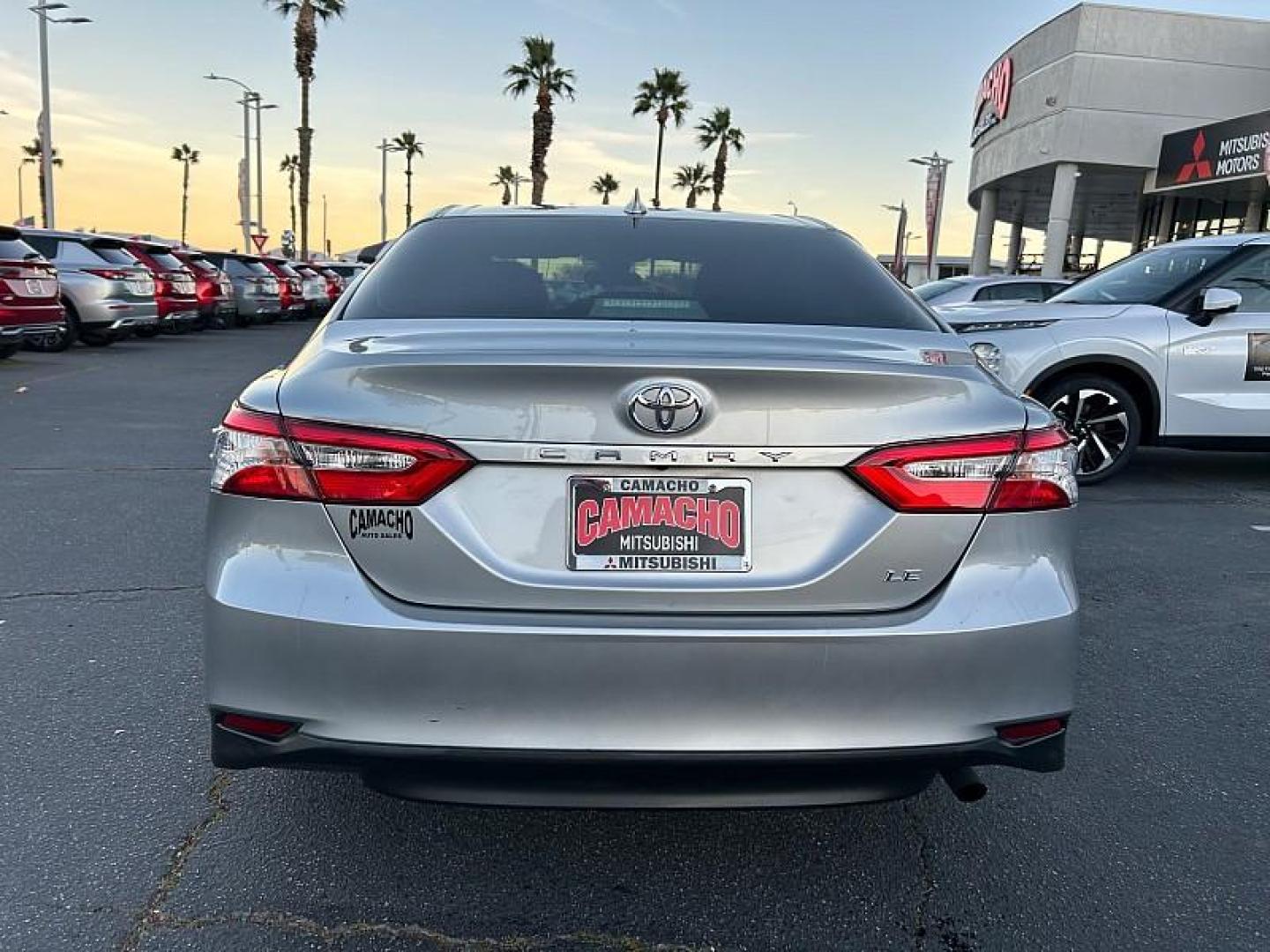 2019 SILVER Toyota Camry (4T1B11HKXKU) with an 4-Cyl 2.5 Liter engine, Automatic 8-Spd w/Sequential Shift transmission, located at 412 Auto Vista Drive, Palmdale, 93551, (661) 945-0620, 34.592636, -118.136681 - Photo#7