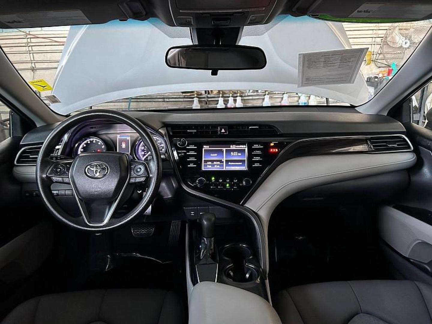 2019 SILVER Toyota Camry (4T1B11HKXKU) with an 4-Cyl 2.5 Liter engine, Automatic 8-Spd w/Sequential Shift transmission, located at 412 Auto Vista Drive, Palmdale, 93551, (661) 945-0620, 34.592636, -118.136681 - Photo#23