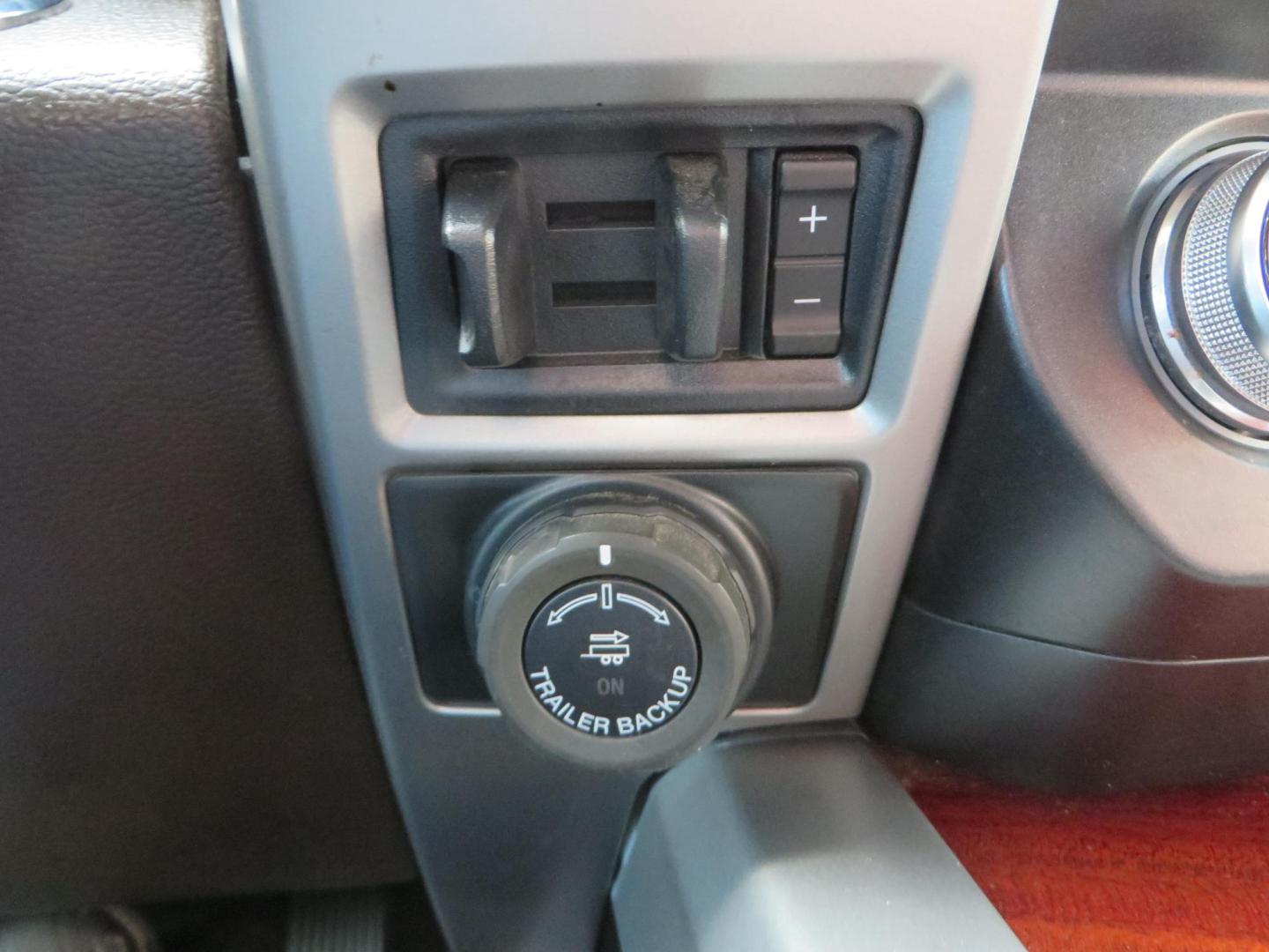 2020 BLACK /BROWN Ford F-350 SD King Ranch Crew Cab Long Bed 4WD (1FT8W3BT7LE) with an 6.7L V8 OHV 16V DIESEL engine, 6A transmission, located at 2630 Grass Valley Highway, Auburn, CA, 95603, (530) 508-5100, 38.937893, -121.095482 - Features a Decked Truck Bed storage system, Better Build toolbox, Bolt cable locks, Bug Defelector, and Weathertech side window deflectors.- Photo#36