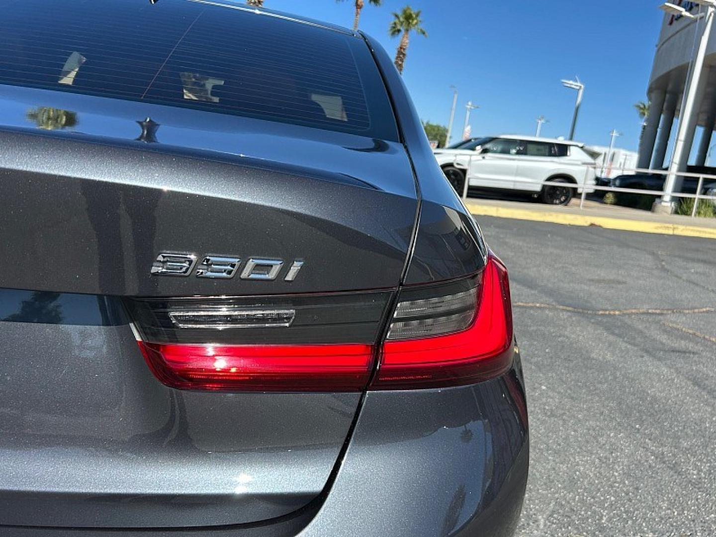 2020 GRAY BMW 3 Series (WBA5R1C04LF) with an 4-Cyl Turbo 2.0 Liter engine, Automatic 8-Spd Sport w/Sport transmission, located at 412 Auto Vista Drive, Palmdale, 93551, (661) 945-0620, 34.592636, -118.136681 - Photo#14