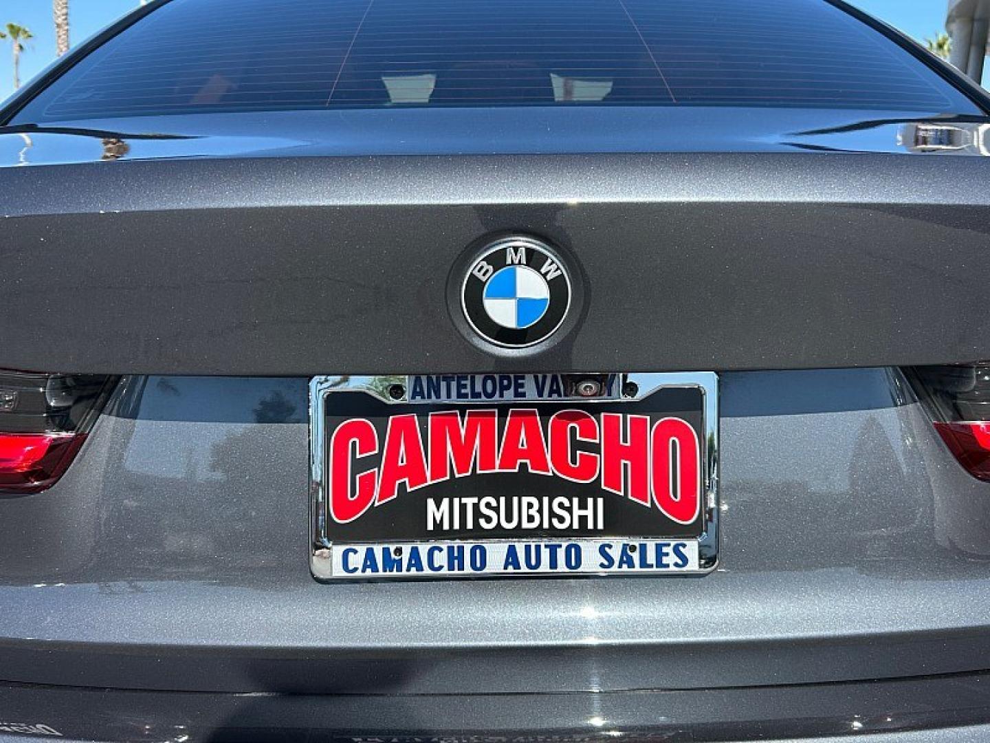 2020 GRAY BMW 3 Series (WBA5R1C04LF) with an 4-Cyl Turbo 2.0 Liter engine, Automatic 8-Spd Sport w/Sport transmission, located at 412 Auto Vista Drive, Palmdale, 93551, (661) 945-0620, 34.592636, -118.136681 - Photo#15