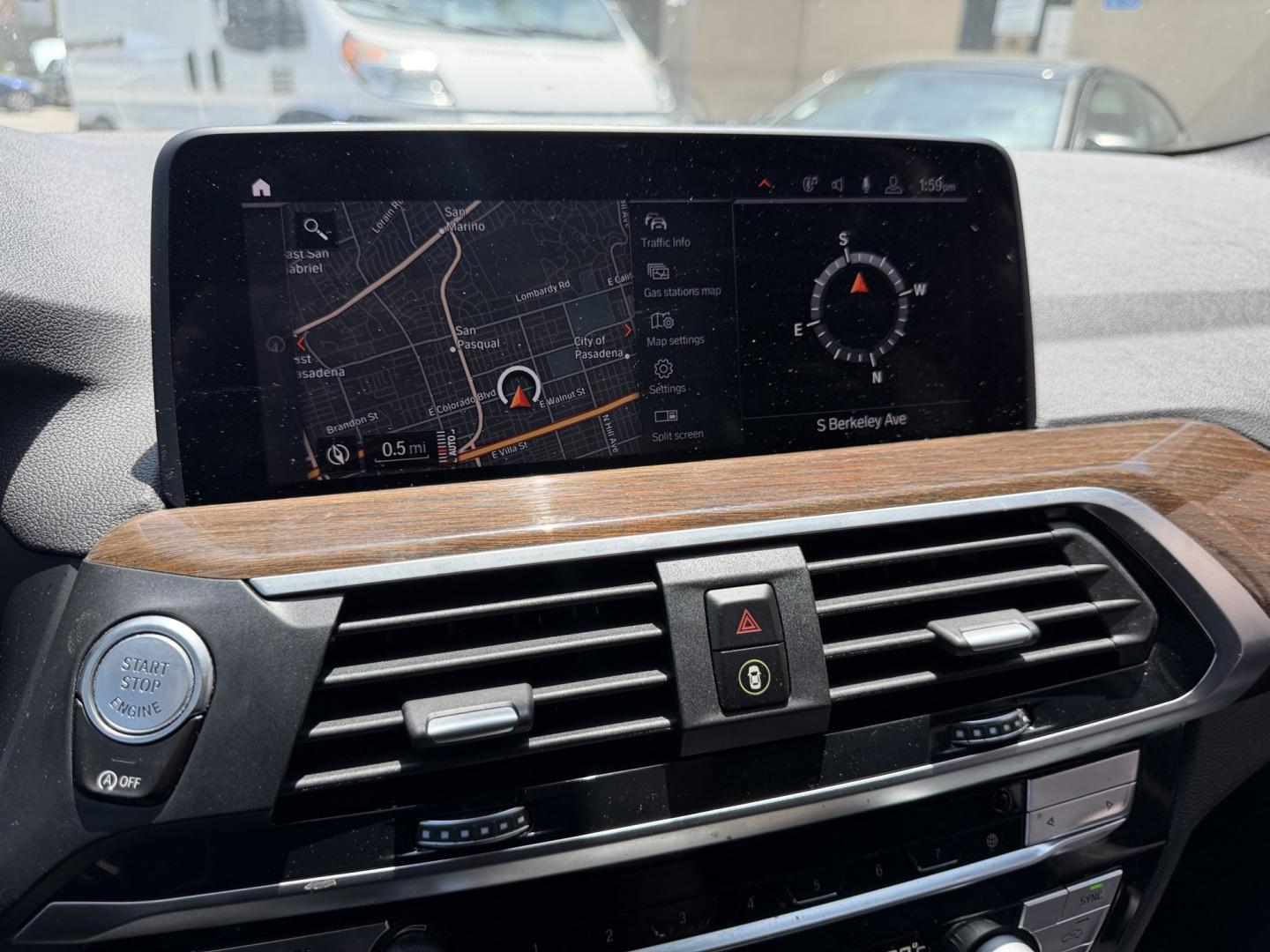 2020 Black /Black BMW X4 xDrive30i (5UX2V1C09LL) with an 2.0L L4 DOHC 16V engine, 8A transmission, located at 30 S. Berkeley Avenue, Pasadena, CA, 91107, (626) 248-7567, 34.145447, -118.109398 - # 2020 BMW X4 xDrive30i for Sale in Pasadena, CA – Buy Here Pay Here Financing Available If you're looking for a luxury SUV that delivers sporty performance, premium comfort, advanced technology, and head-turning style, this 2020 BMW X4 xDrive30i is an outstanding choice. Available now at Crown - Photo#18