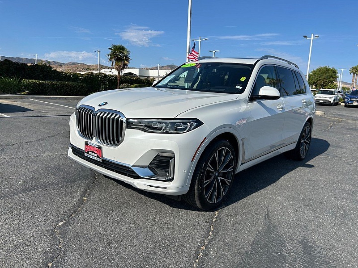 2020 White BMW X7 (5UXCW2C05L9) with an V6 Turbo 3.0 Liter engine, Automatic 8-Spd Steptronic w/Sport transmission, located at 412 Auto Vista Drive, Palmdale, 93551, (661) 945-0620, 34.592636, -118.136681- Photo#6