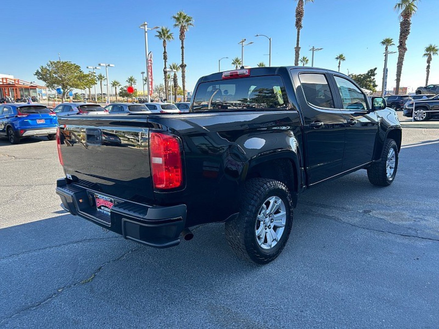 2020 BLACK /black Chevrolet Colorado 2WD (1GCGSCEN1L1) with an V6 VVT 3.6 Liter engine, Automatic transmission, located at 412 Auto Vista Drive, Palmdale, 93551, (661) 945-0620, 34.592636, -118.136681 - Get the versatility and power you need with this 2020 Chevrolet Colorado LT Crew Cab!Powered by a 3.6L V6 engine producing 308 horsepower and paired with an 8-speed automatic transmission, this Colorado delivers responsive performance for daily driving and weekend hauling. Enjoy a comfortable cabin- Photo#6