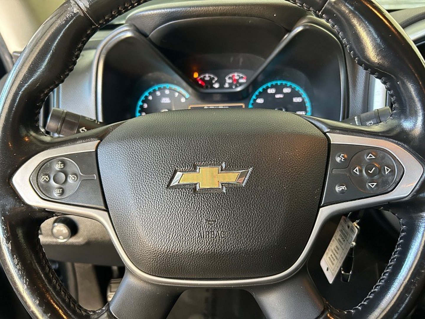 2020 BLACK /black Chevrolet Colorado 2WD (1GCGSCEN1L1) with an V6 VVT 3.6 Liter engine, Automatic transmission, located at 412 Auto Vista Drive, Palmdale, 93551, (661) 945-0620, 34.592636, -118.136681 - Get the versatility and power you need with this 2020 Chevrolet Colorado LT Crew Cab!Powered by a 3.6L V6 engine producing 308 horsepower and paired with an 8-speed automatic transmission, this Colorado delivers responsive performance for daily driving and weekend hauling. Enjoy a comfortable cabin- Photo#19