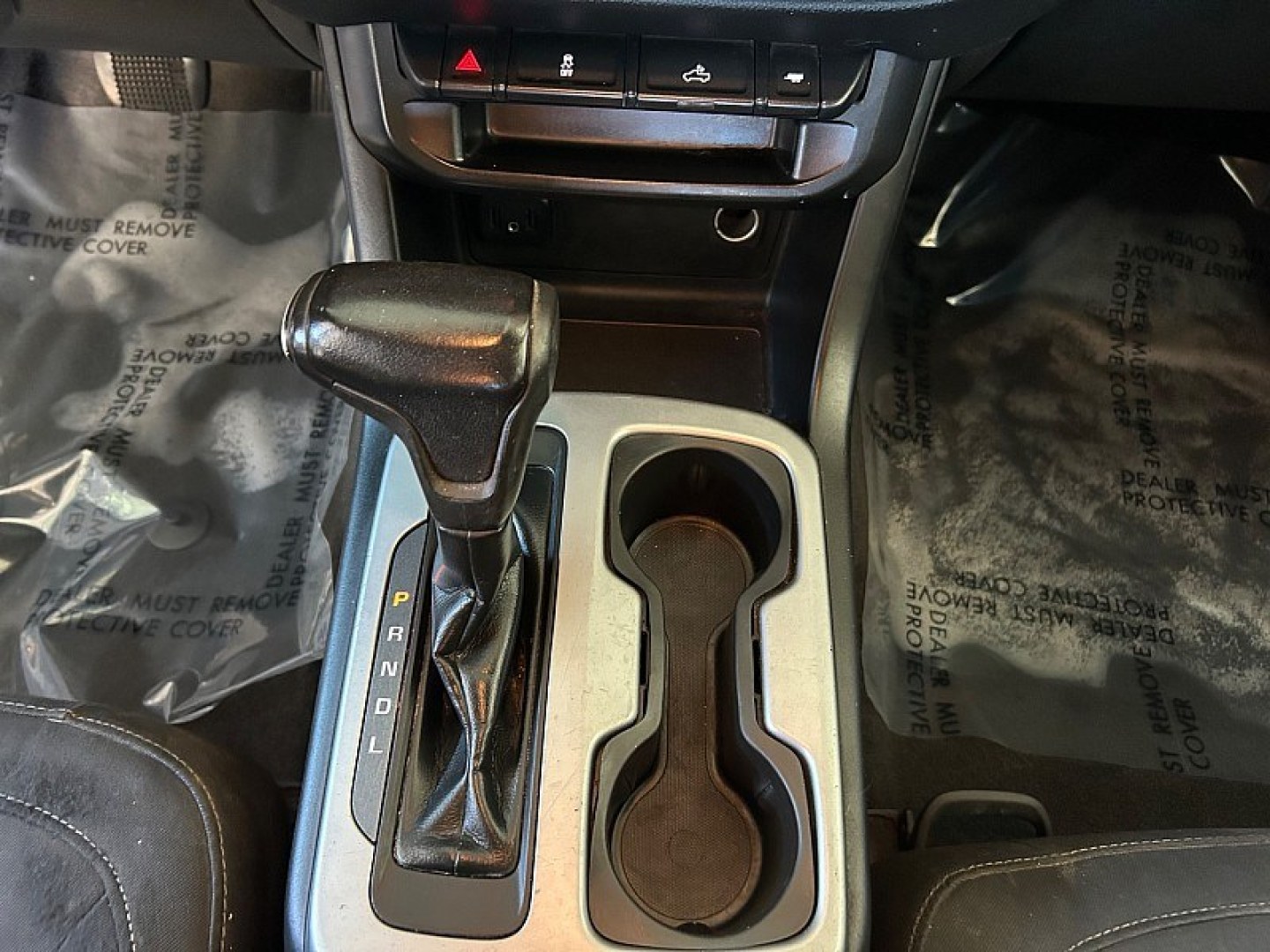 2020 BLACK /black Chevrolet Colorado 2WD (1GCGSCEN1L1) with an V6 VVT 3.6 Liter engine, Automatic transmission, located at 412 Auto Vista Drive, Palmdale, 93551, (661) 945-0620, 34.592636, -118.136681 - Get the versatility and power you need with this 2020 Chevrolet Colorado LT Crew Cab!Powered by a 3.6L V6 engine producing 308 horsepower and paired with an 8-speed automatic transmission, this Colorado delivers responsive performance for daily driving and weekend hauling. Enjoy a comfortable cabin- Photo#20