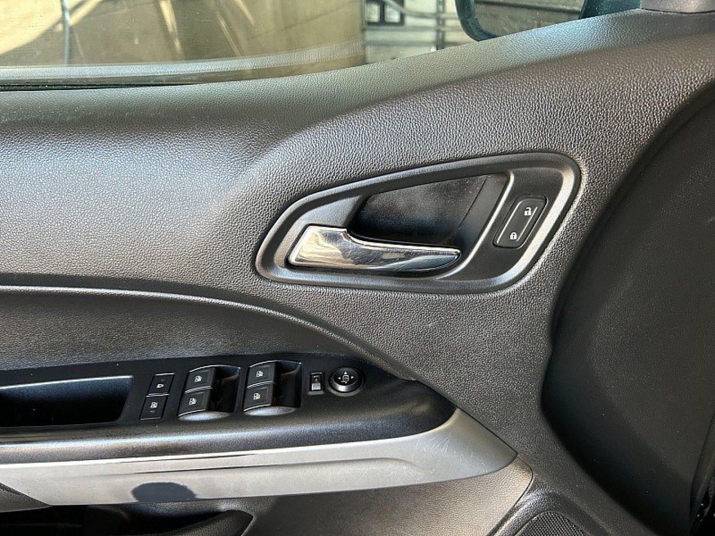 2020 BLACK /black Chevrolet Colorado 2WD (1GCGSCEN1L1) with an V6 VVT 3.6 Liter engine, Automatic transmission, located at 412 Auto Vista Drive, Palmdale, 93551, (661) 945-0620, 34.592636, -118.136681 - Get the versatility and power you need with this 2020 Chevrolet Colorado LT Crew Cab!Powered by a 3.6L V6 engine producing 308 horsepower and paired with an 8-speed automatic transmission, this Colorado delivers responsive performance for daily driving and weekend hauling. Enjoy a comfortable cabin- Photo#27