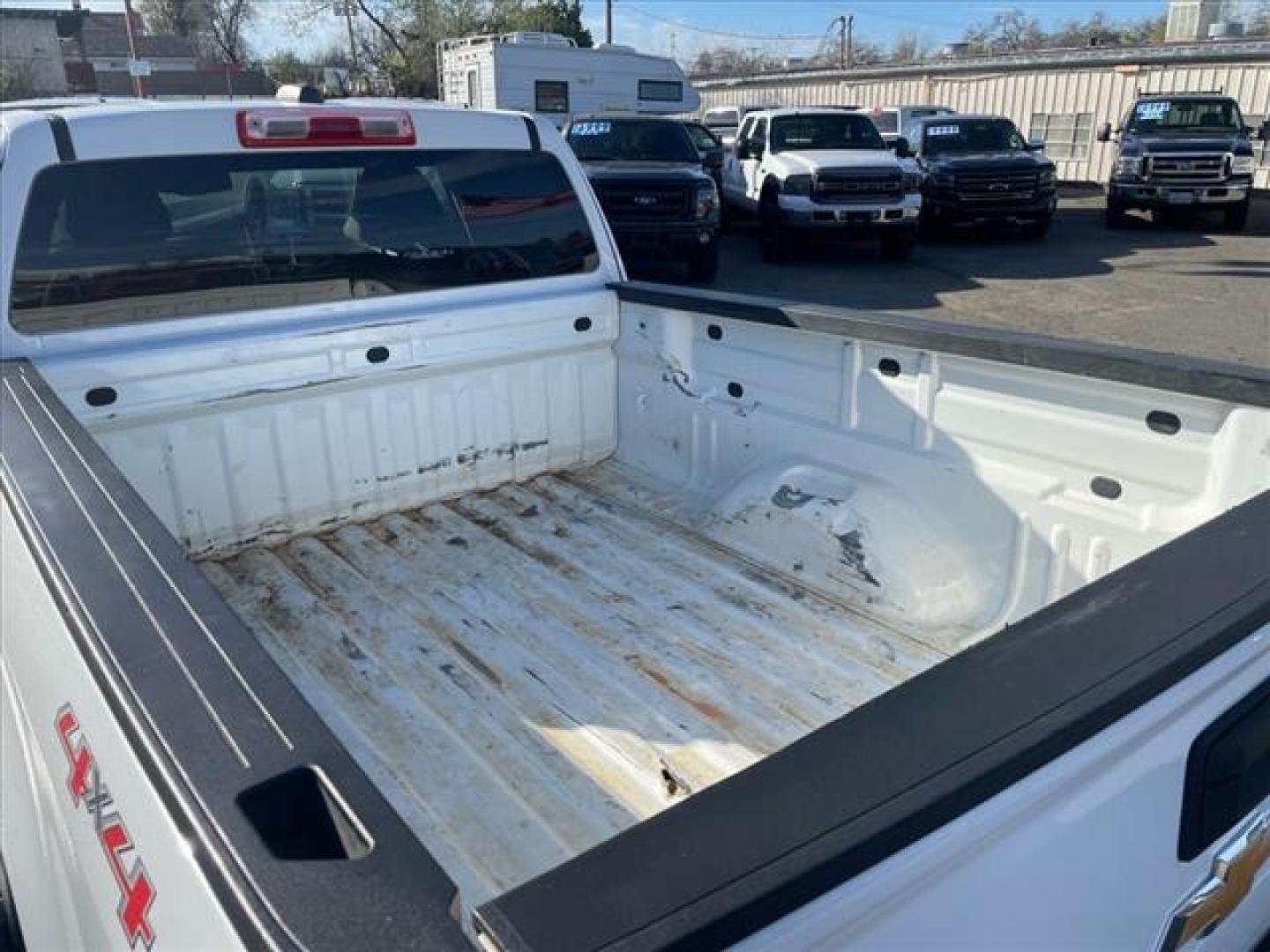 2020 Summit White Chevrolet Colorado LT (1GCHTCEA3L1) with an 2.5L 2.5L I4 200hp 191ft. lbs. Direct Injection engine, 6-Speed Shiftable Automatic transmission, located at 800 Riverside Ave, Roseville, CA, 95678, 916-773-4549 & Toll Free: 866-719-4393, 38.732265, -121.291039 - 4X4 EXTENDED CAB LT ONE OWNER - Photo#9