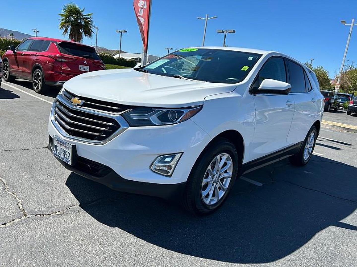 2020 WHITE Chevrolet Equinox (3GNAXUEV1LS) with an 4-Cyl 1.5 Liter engine, Automatic transmission, located at 412 Auto Vista Drive, Palmdale, 93551, (661) 945-0620, 34.592636, -118.136681 - Photo#2