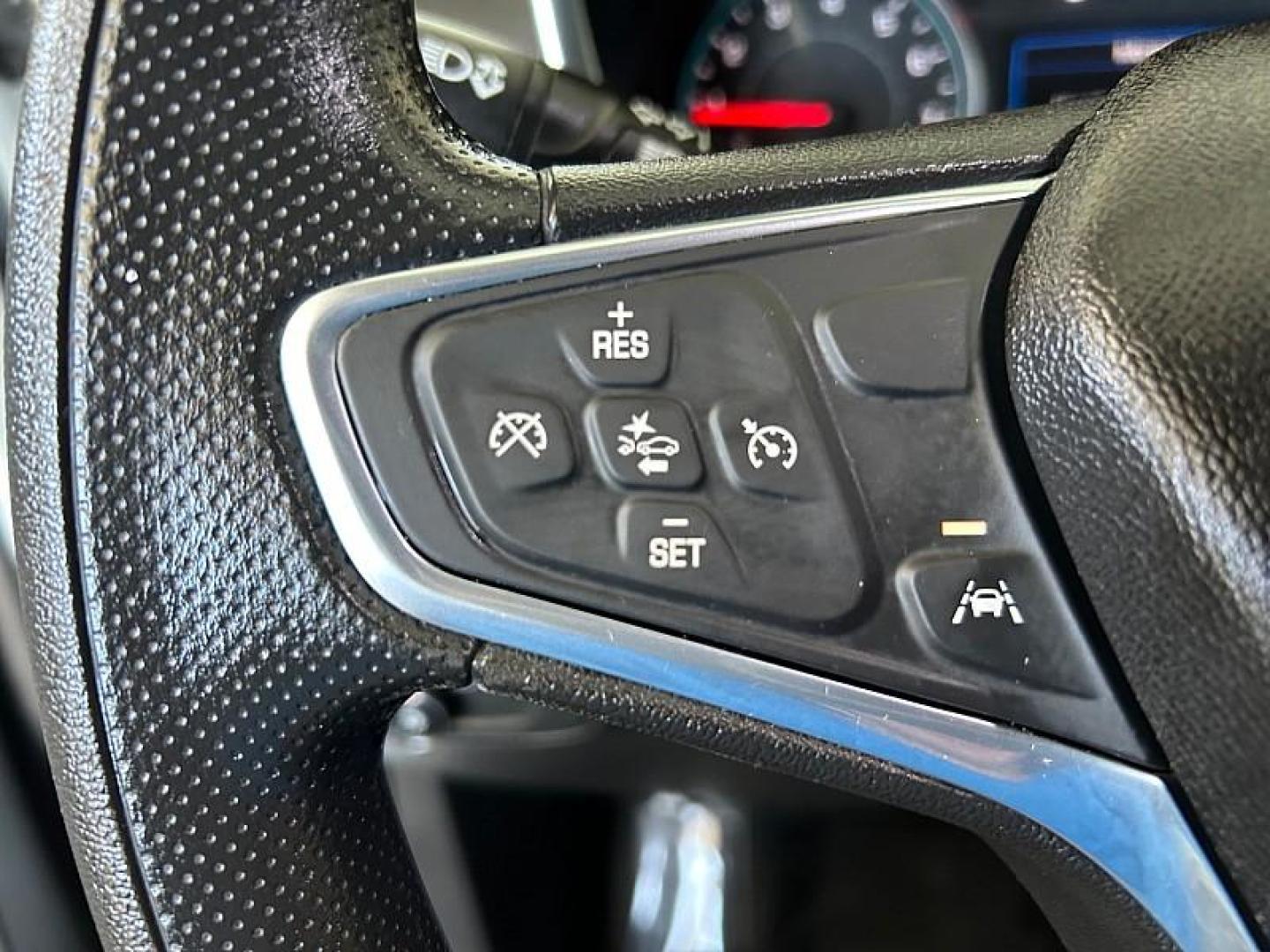 2020 WHITE Chevrolet Equinox (3GNAXUEV1LS) with an 4-Cyl 1.5 Liter engine, Automatic transmission, located at 412 Auto Vista Drive, Palmdale, 93551, (661) 945-0620, 34.592636, -118.136681 - Photo#18