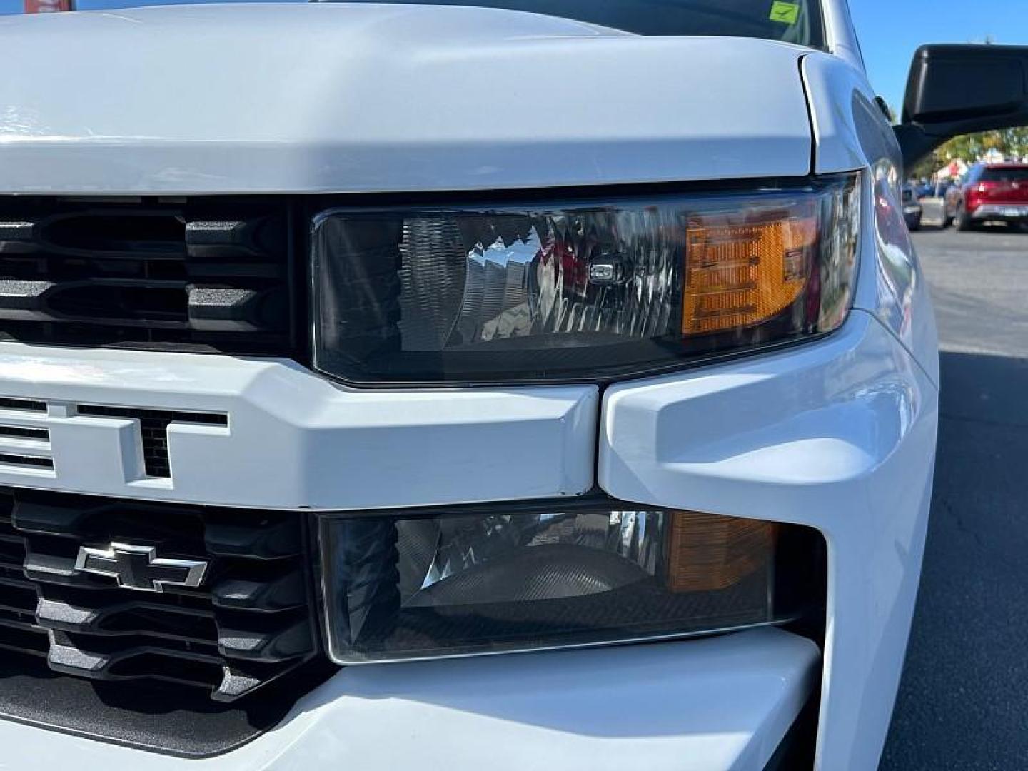 2020 WHITE Chevrolet Silverado 1500 2WD (1GCPWBEK3LZ) with an 4-Cyl 2.7 Liter engine, Automatic 6-Spd HD w/Overdrive transmission, located at 412 Auto Vista Drive, Palmdale, 93551, (661) 945-0620, 34.592636, -118.136681 - Photo#8