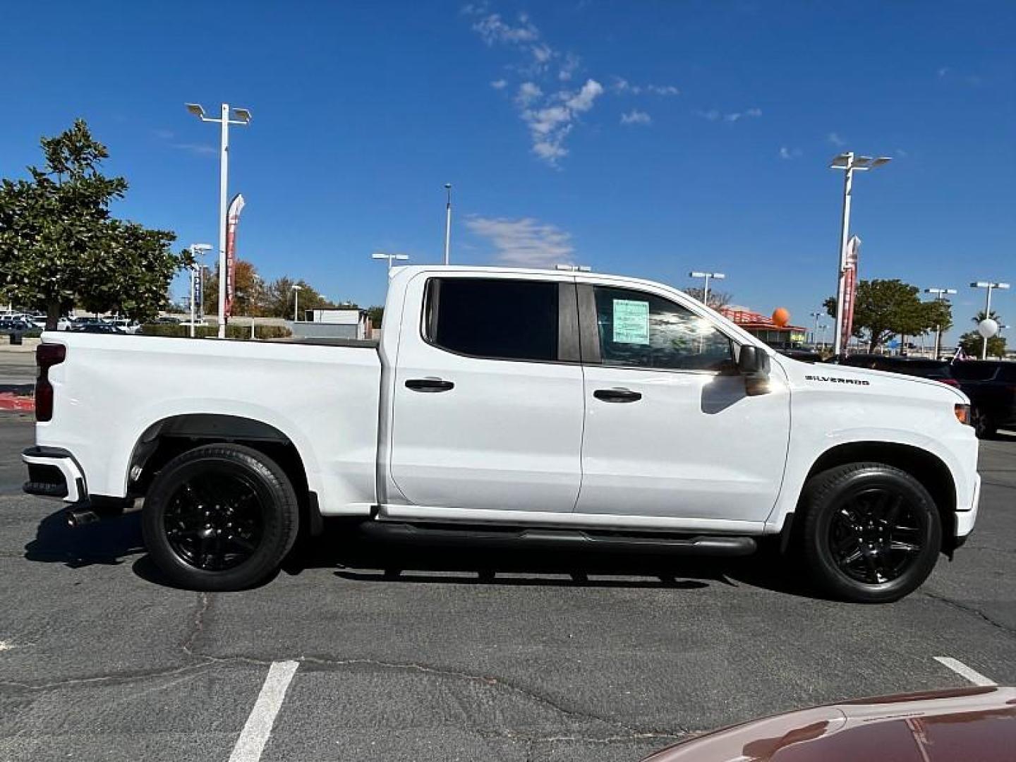2020 WHITE Chevrolet Silverado 1500 2WD (1GCPWBEK3LZ) with an 4-Cyl 2.7 Liter engine, Automatic 6-Spd HD w/Overdrive transmission, located at 412 Auto Vista Drive, Palmdale, 93551, (661) 945-0620, 34.592636, -118.136681 - Photo#12