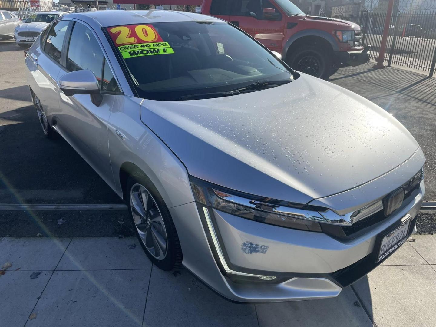 2020 Honda Clarity Plug-In Hybrid (JHMZC5F17LC) with an 1.5L L4 DOHC 16V HYBRID engine, CVT transmission, located at 744 E Miner Ave, Stockton, CA, 95202, (209) 944-5770, 37.956863, -121.282082 - PLUS TAXES AND FEES - Photo#1
