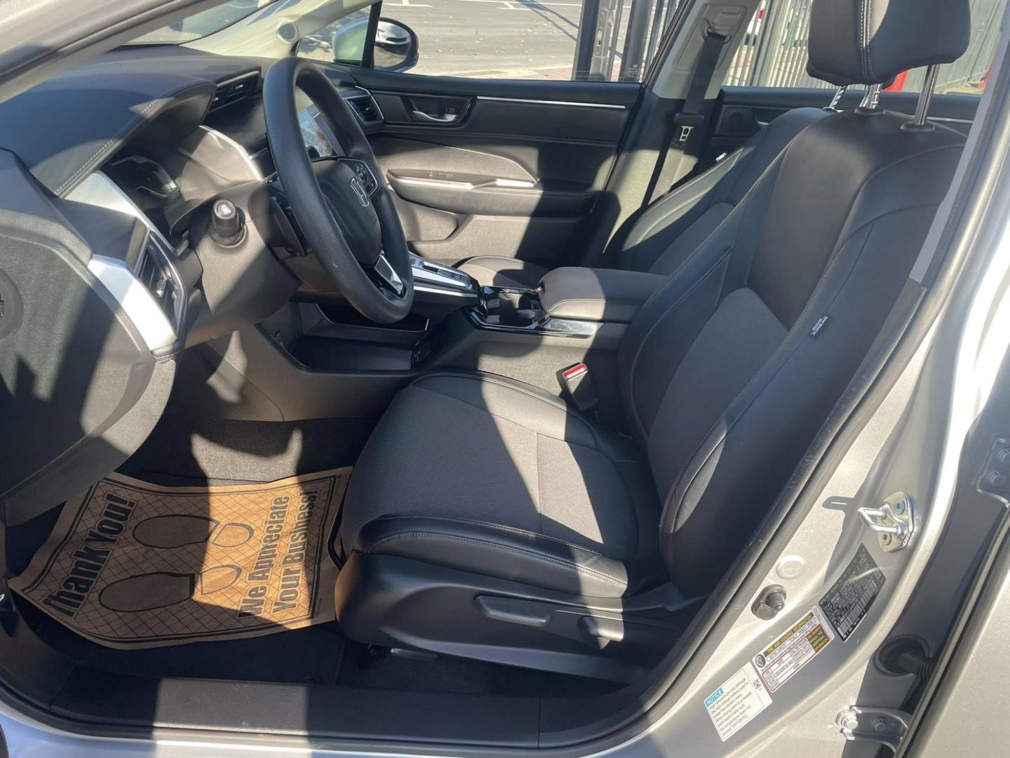 2020 Honda Clarity Plug-In Hybrid (JHMZC5F17LC) with an 1.5L L4 DOHC 16V HYBRID engine, CVT transmission, located at 744 E Miner Ave, Stockton, CA, 95202, (209) 944-5770, 37.956863, -121.282082 - PLUS TAXES AND FEES - Photo#6