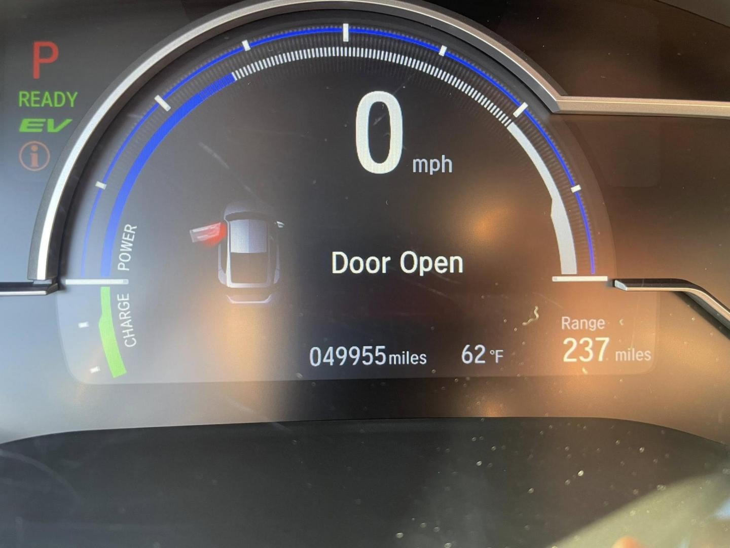 2020 Honda Clarity Plug-In Hybrid (JHMZC5F17LC) with an 1.5L L4 DOHC 16V HYBRID engine, CVT transmission, located at 744 E Miner Ave, Stockton, CA, 95202, (209) 944-5770, 37.956863, -121.282082 - PLUS TAXES AND FEES - Photo#9