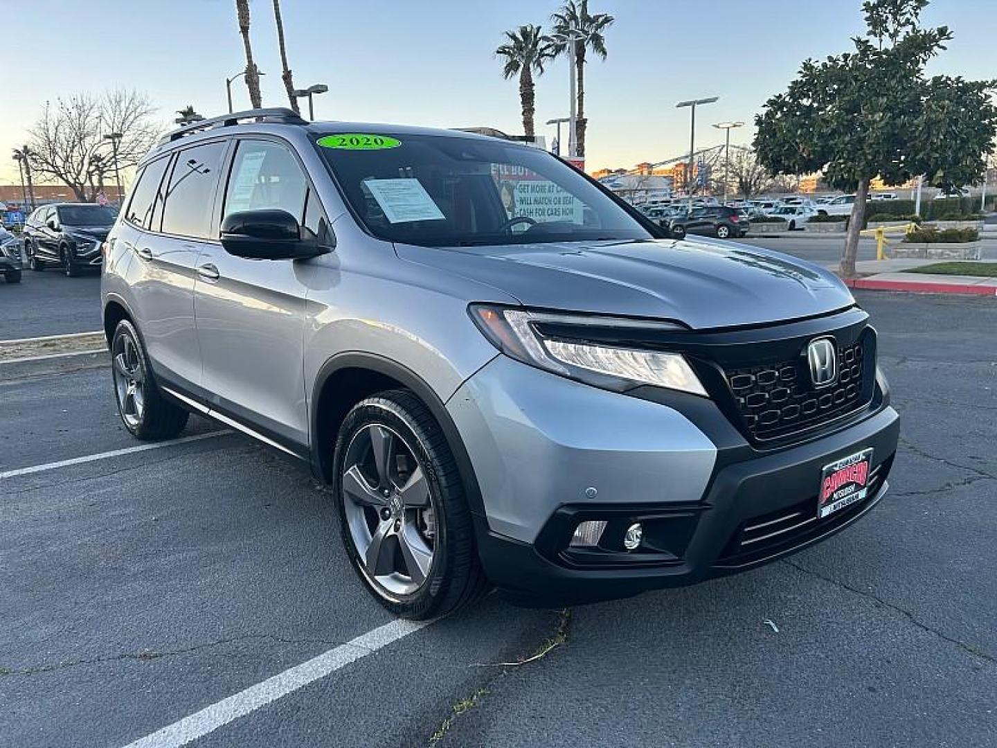 2020 GRAY Honda Passport (5FNYF7H9XLB) with an V6 i-VTEC 3.5 Liter engine, Automatic 9-Spd transmission, located at 412 Auto Vista Drive, Palmdale, 93551, (661) 945-0620, 34.592636, -118.136681 - Photo#0