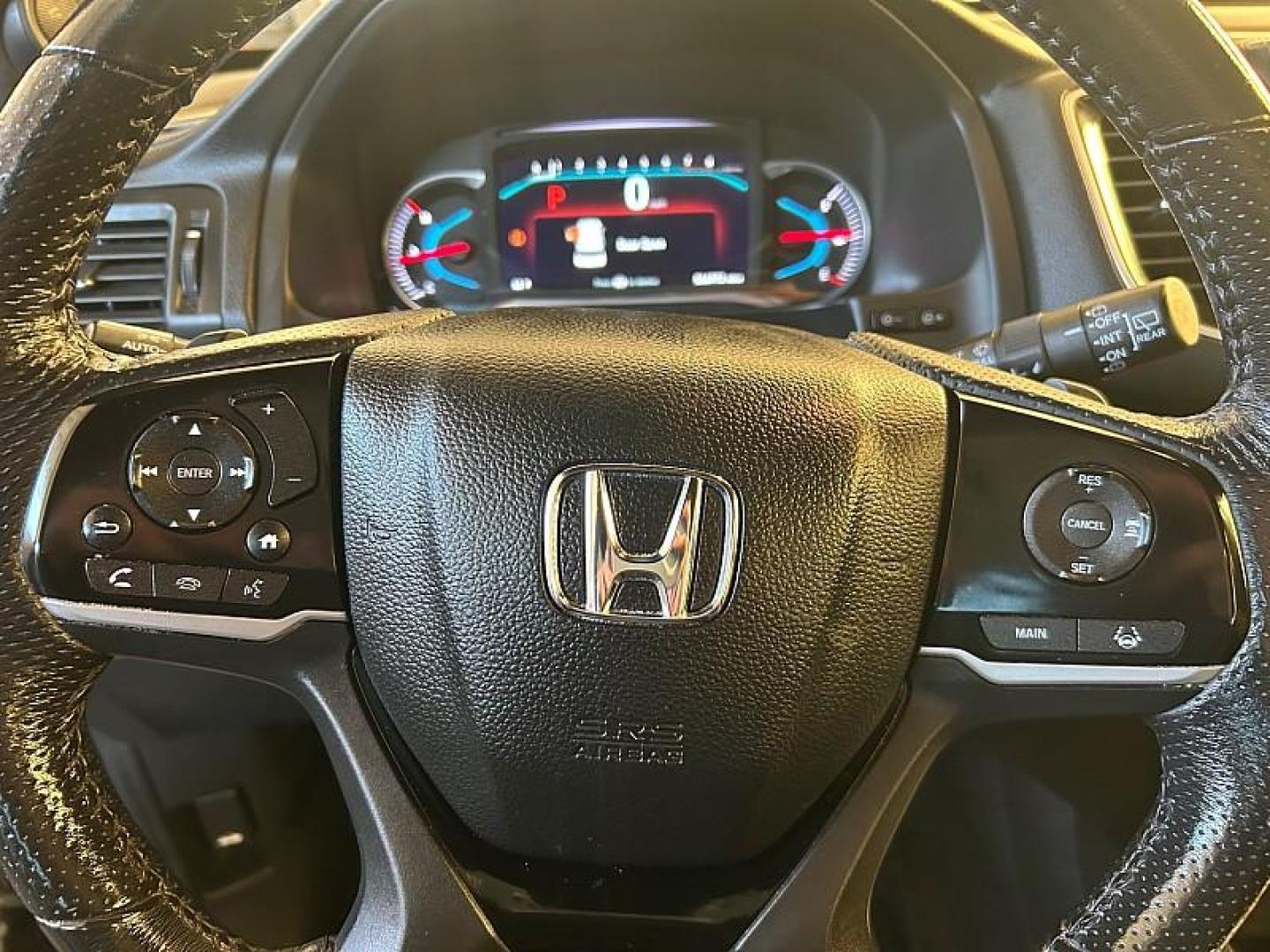 2020 GRAY Honda Passport (5FNYF7H9XLB) with an V6 i-VTEC 3.5 Liter engine, Automatic 9-Spd transmission, located at 412 Auto Vista Drive, Palmdale, 93551, (661) 945-0620, 34.592636, -118.136681 - Photo#27