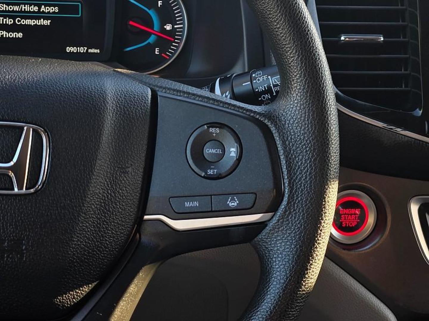 2020 GRAY Honda Pilot (5FNYF5H35LB) with an V6 i-VTEC 3.5 Liter engine, Automatic 6-Spd transmission, located at 246 E Walker St., Orland, 95963, (530) 865-5800, 39.747589, -122.178398 - Photo#23