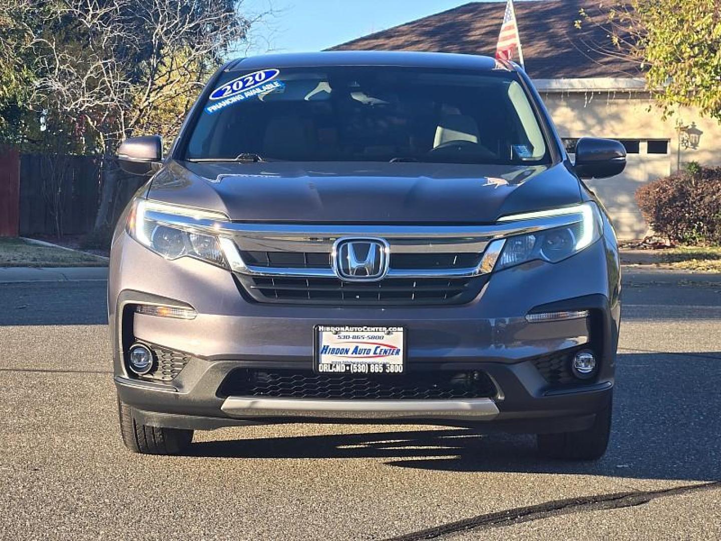 2020 GRAY Honda Pilot (5FNYF5H35LB) with an V6 i-VTEC 3.5 Liter engine, Automatic 6-Spd transmission, located at 246 E Walker St., Orland, 95963, (530) 865-5800, 39.747589, -122.178398 - Photo#2