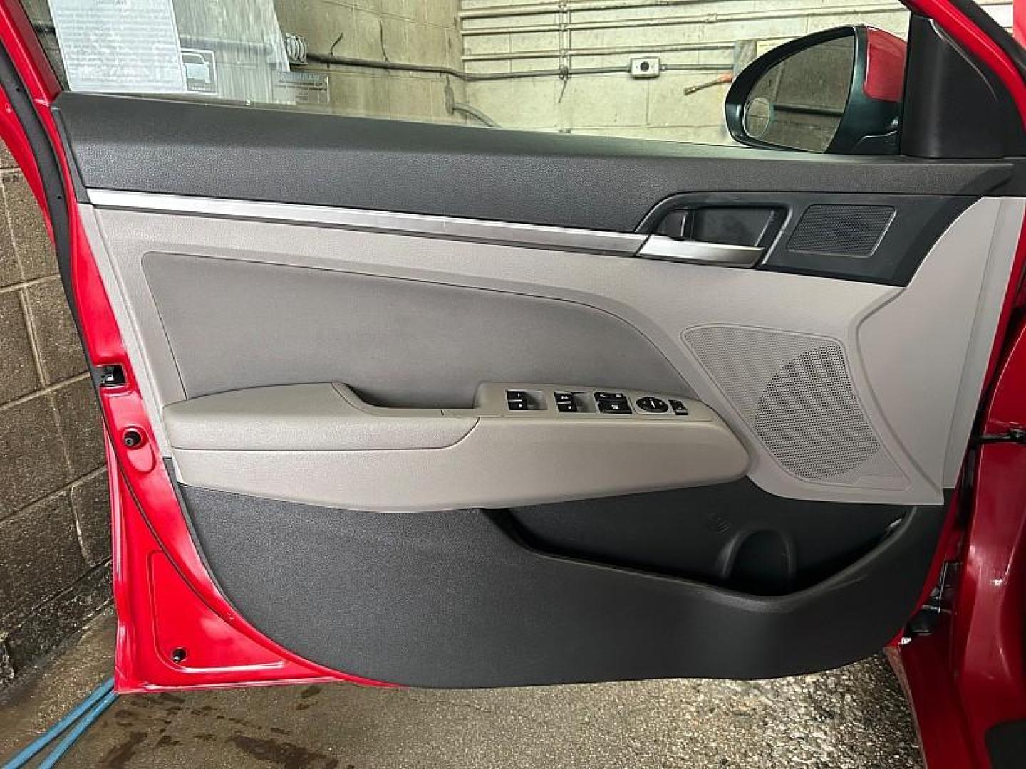 2020 RED Hyundai Elantra (KMHD84LF0LU) with an 4-Cyl 2.0 Liter engine, Automatic IVT transmission, located at 412 Auto Vista Drive, Palmdale, 93551, (661) 945-0620, 34.592636, -118.136681 - Photo#8