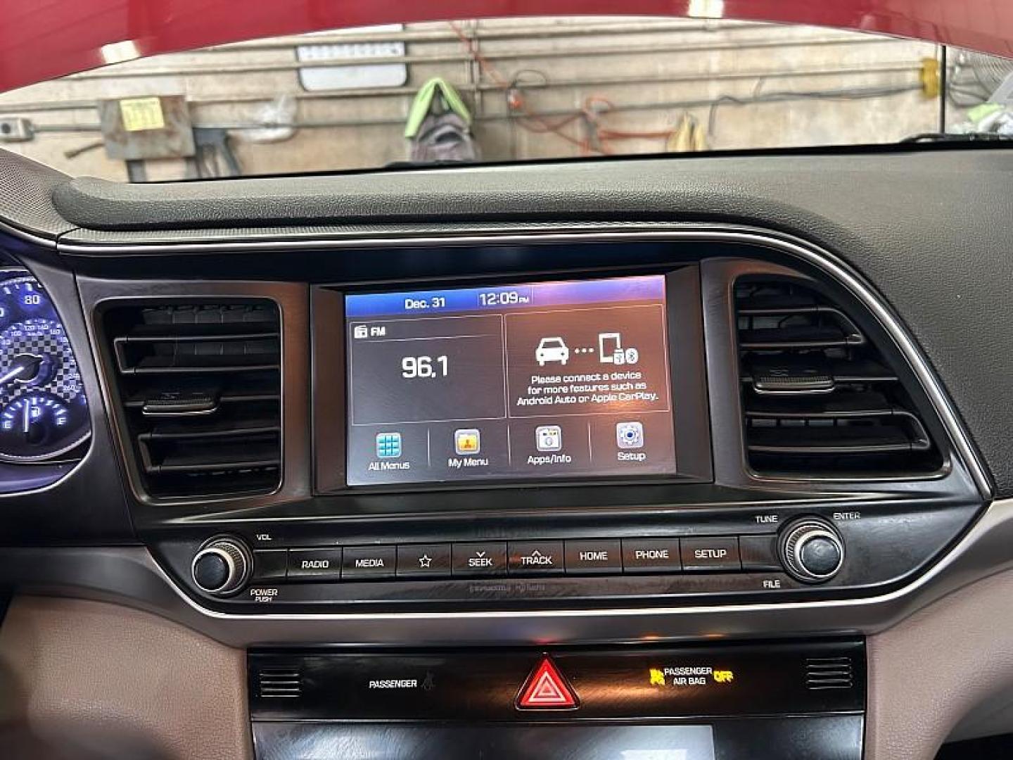 2020 RED Hyundai Elantra (KMHD84LF0LU) with an 4-Cyl 2.0 Liter engine, Automatic IVT transmission, located at 412 Auto Vista Drive, Palmdale, 93551, (661) 945-0620, 34.592636, -118.136681 - Photo#12