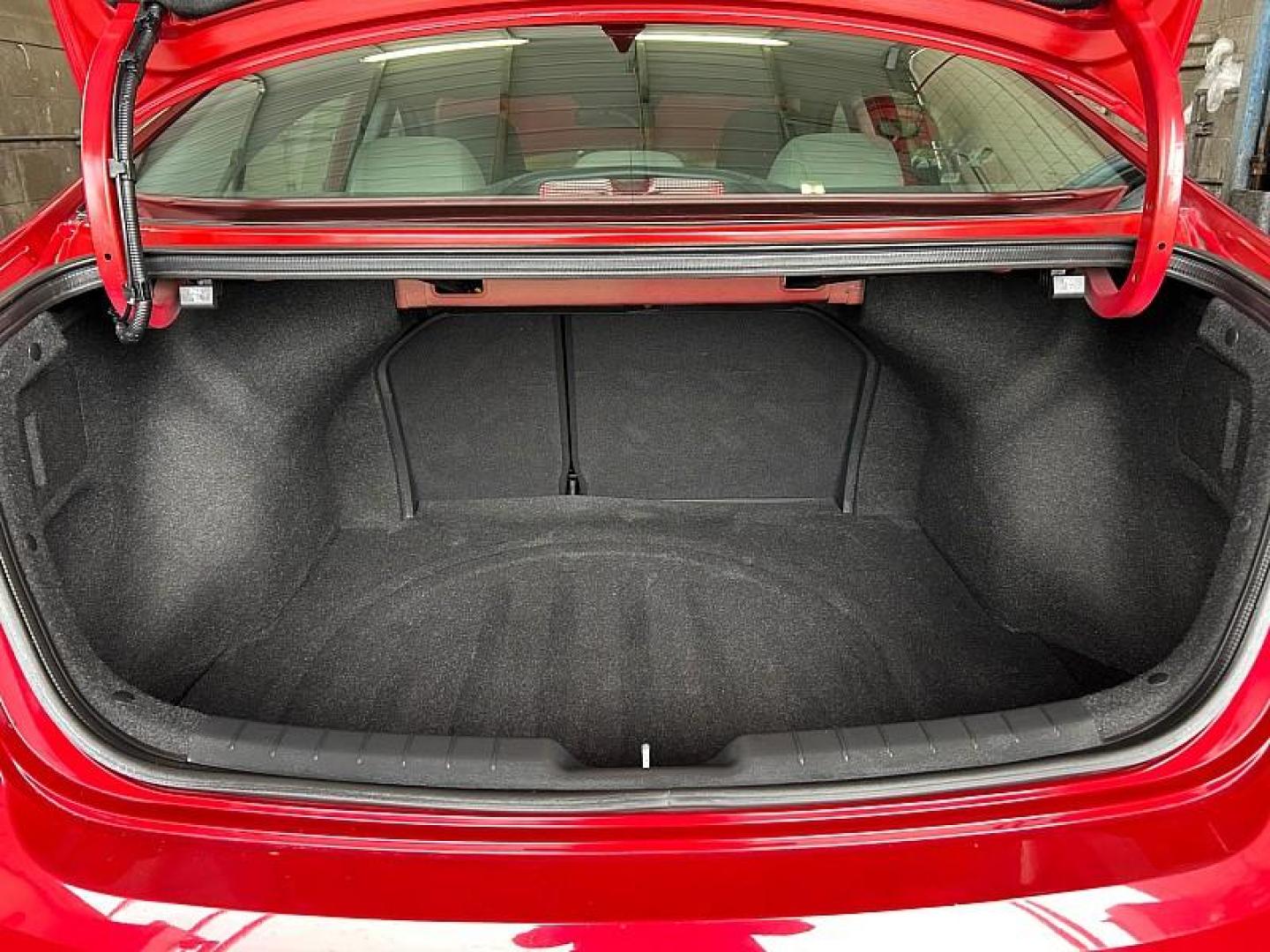 2020 RED Hyundai Elantra (KMHD84LF0LU) with an 4-Cyl 2.0 Liter engine, Automatic IVT transmission, located at 412 Auto Vista Drive, Palmdale, 93551, (661) 945-0620, 34.592636, -118.136681 - Photo#16