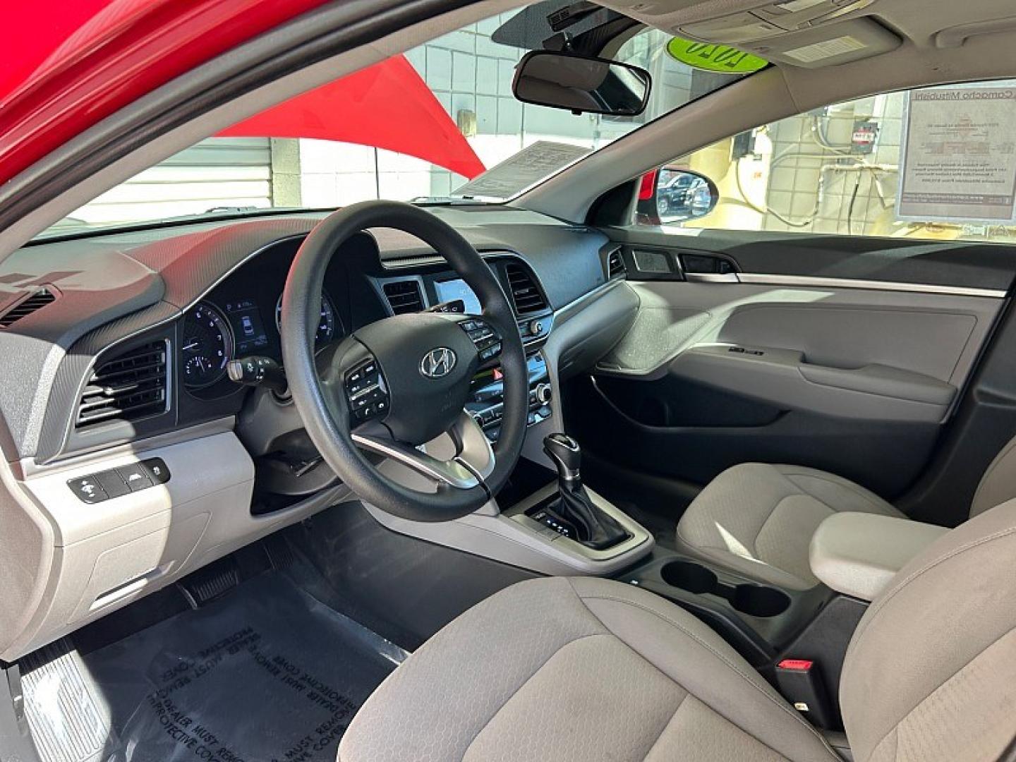 2020 RED Hyundai Elantra (KMHD74LFXLU) with an 4-Cyl 2.0 Liter engine, Automatic IVT transmission, located at 412 Auto Vista Drive, Palmdale, 93551, (661) 945-0620, 34.592636, -118.136681 - Photo#17