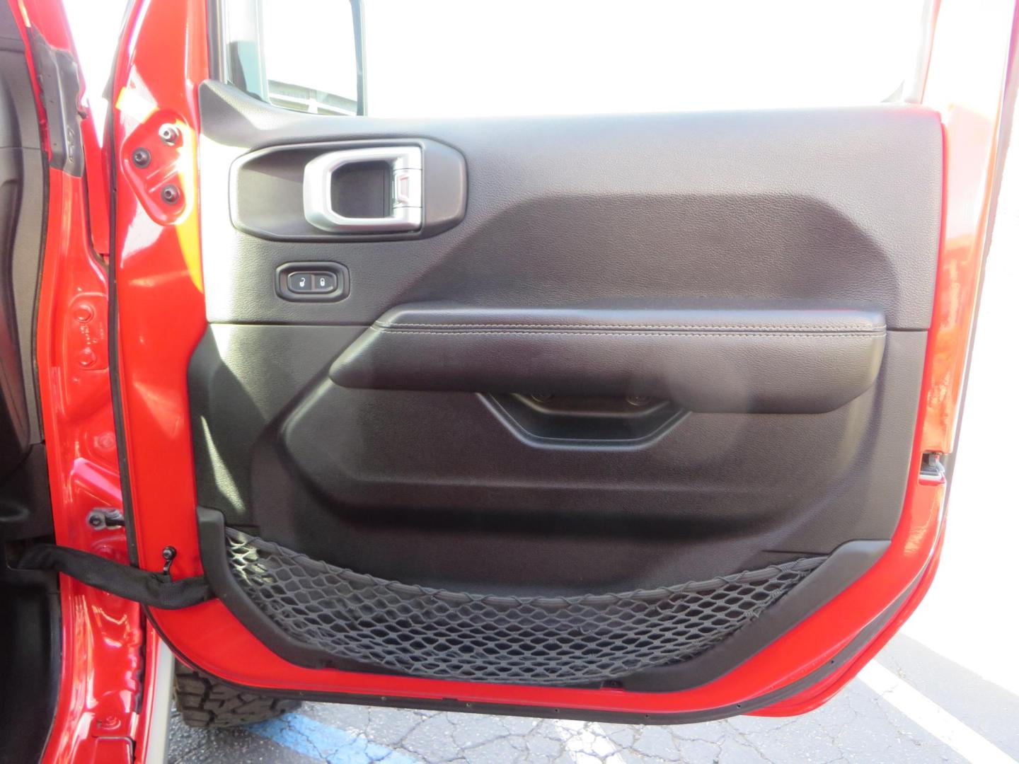 2020 Red /BLACK Jeep Wrangler Unlimited Rubicon (1C4HJXFN8LW) with an 2.0L L4 DOHC 16V TURBO engine, 6A transmission, located at 2630 Grass Valley Highway, Auburn, CA, 95603, (530) 508-5100, 38.937893, -121.095482 - Features - 17'' Fuel Recoil wheels, 35'' Nitto Ridge Grappler tires, Smittybilt XRC Flat fenders, Smittybilt inner fender liners, and new Alea Leather. - Photo#47