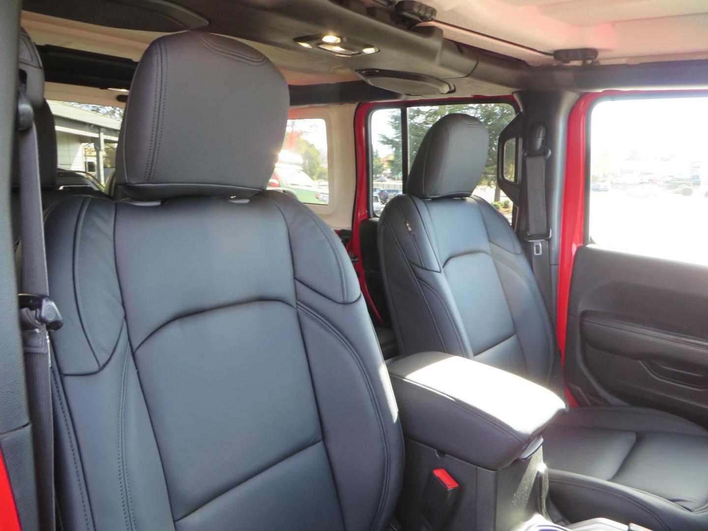 2020 Red /BLACK Jeep Wrangler Unlimited Rubicon (1C4HJXFN8LW) with an 2.0L L4 DOHC 16V TURBO engine, 6A transmission, located at 2630 Grass Valley Highway, Auburn, CA, 95603, (530) 508-5100, 38.937893, -121.095482 - Features - 17'' Fuel Recoil wheels, 35'' Nitto Ridge Grappler tires, Smittybilt XRC Flat fenders, Smittybilt inner fender liners, and new Alea Leather. - Photo#50