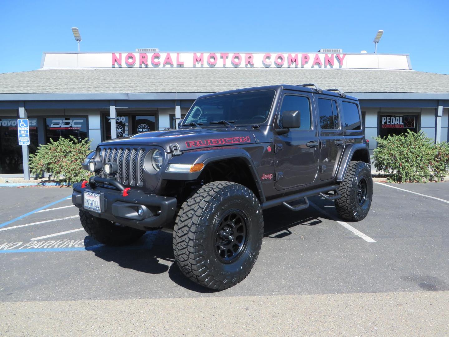 2020 Gray Jeep Wrangler Unlimited Rubicon (1C4HJXFN0LW) with an 2.0L L4 DOHC 16V TURBO engine, 6A transmission, located at 2630 Grass Valley Highway, Auburn, CA, 95603, (530) 508-5100, 38.937893, -121.095482 - Features a 3" Zone offroad suspension system, Fox Adventure series shocks, 37" Toyo RT tires, 17" Double Black Method NV wheels, Teraflex HD spare tire carrier, Nerf steps, and roof rack crossbars. - Photo#0