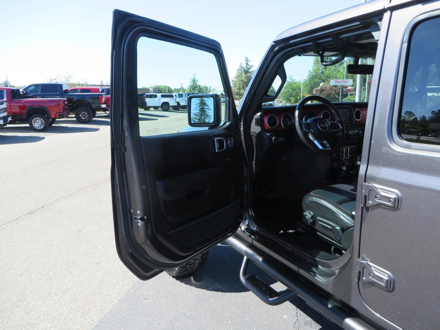2020 Gray Jeep Wrangler Unlimited Rubicon (1C4HJXFN0LW) with an 2.0L L4 DOHC 16V TURBO engine, 6A transmission, located at 2630 Grass Valley Highway, Auburn, CA, 95603, (530) 508-5100, 38.937893, -121.095482 - Features a 3" Zone offroad suspension system, Fox Adventure series shocks, 37" Toyo RT tires, 17" Double Black Method NV wheels, Teraflex HD spare tire carrier, Nerf steps, and roof rack crossbars. - Photo#17
