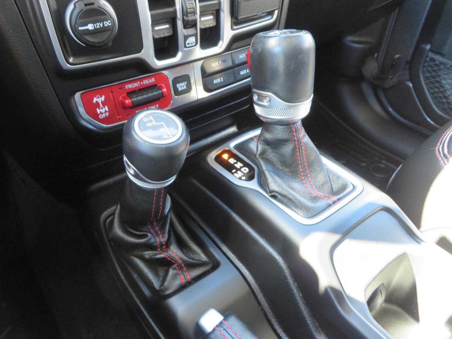 2020 Gray Jeep Wrangler Unlimited Rubicon (1C4HJXFN0LW) with an 2.0L L4 DOHC 16V TURBO engine, 6A transmission, located at 2630 Grass Valley Highway, Auburn, CA, 95603, (530) 508-5100, 38.937893, -121.095482 - Features a 3" Zone offroad suspension system, Fox Adventure series shocks, 37" Toyo RT tires, 17" Double Black Method NV wheels, Teraflex HD spare tire carrier, Nerf steps, and roof rack crossbars. - Photo#34