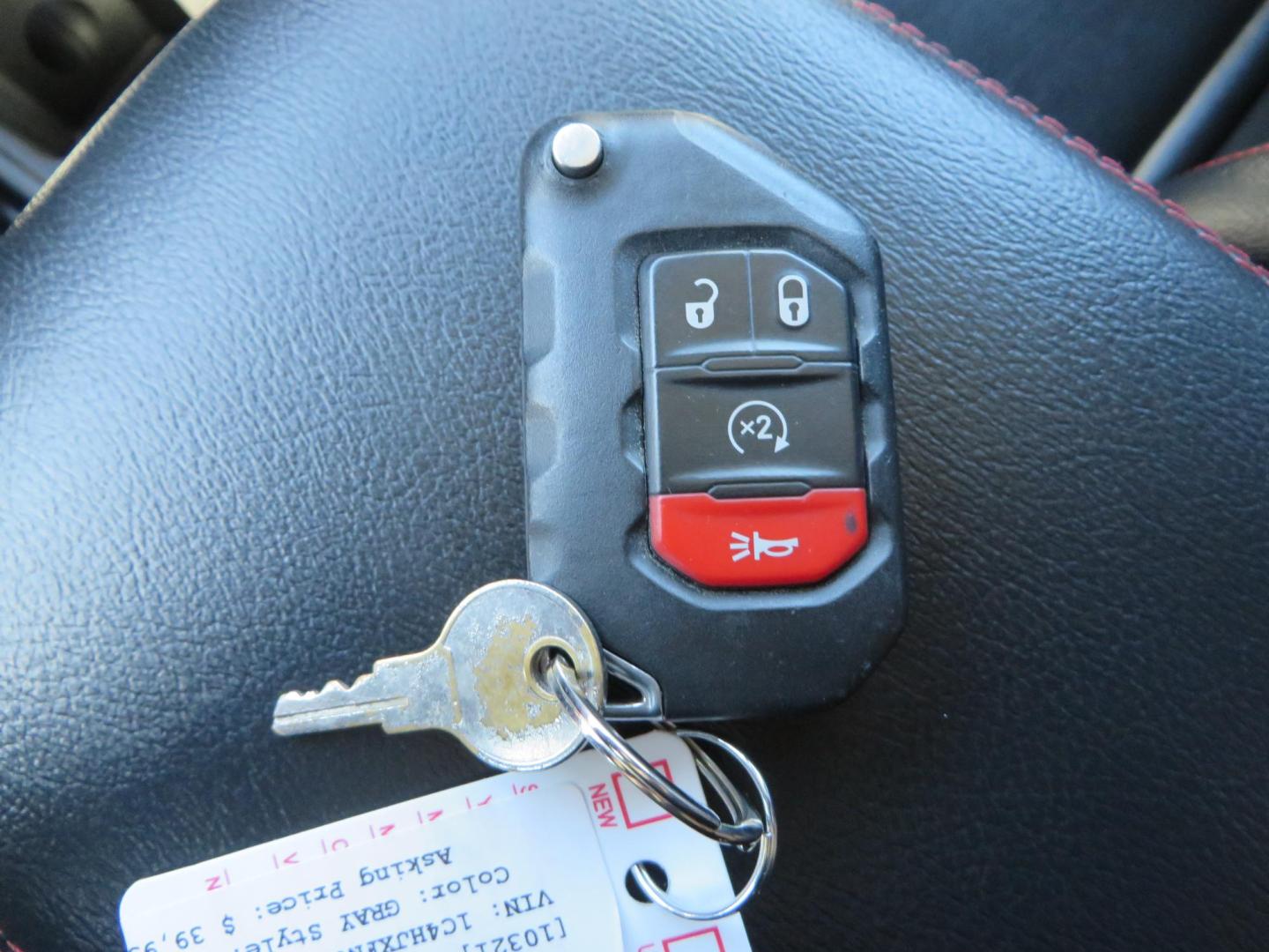 2020 Gray Jeep Wrangler Unlimited Rubicon (1C4HJXFN0LW) with an 2.0L L4 DOHC 16V TURBO engine, 6A transmission, located at 2630 Grass Valley Highway, Auburn, CA, 95603, (530) 508-5100, 38.937893, -121.095482 - Features a 3" Zone offroad suspension system, Fox Adventure series shocks, 37" Toyo RT tires, 17" Double Black Method NV wheels, Teraflex HD spare tire carrier, Nerf steps, and roof rack crossbars. - Photo#35