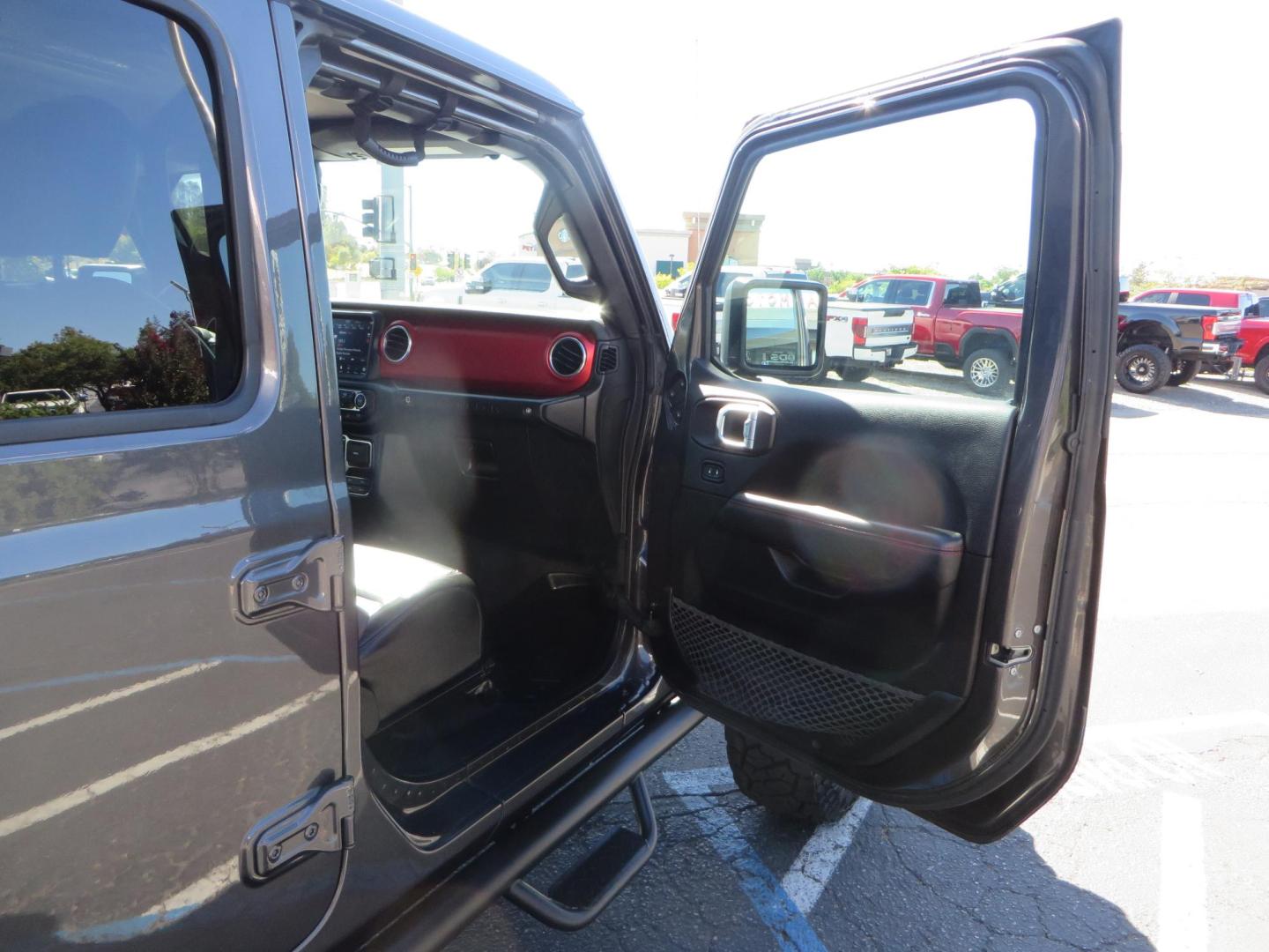 2020 Gray Jeep Wrangler Unlimited Rubicon (1C4HJXFN0LW) with an 2.0L L4 DOHC 16V TURBO engine, 6A transmission, located at 2630 Grass Valley Highway, Auburn, CA, 95603, (530) 508-5100, 38.937893, -121.095482 - Features a 3" Zone offroad suspension system, Fox Adventure series shocks, 37" Toyo RT tires, 17" Double Black Method NV wheels, Teraflex HD spare tire carrier, Nerf steps, and roof rack crossbars. - Photo#50