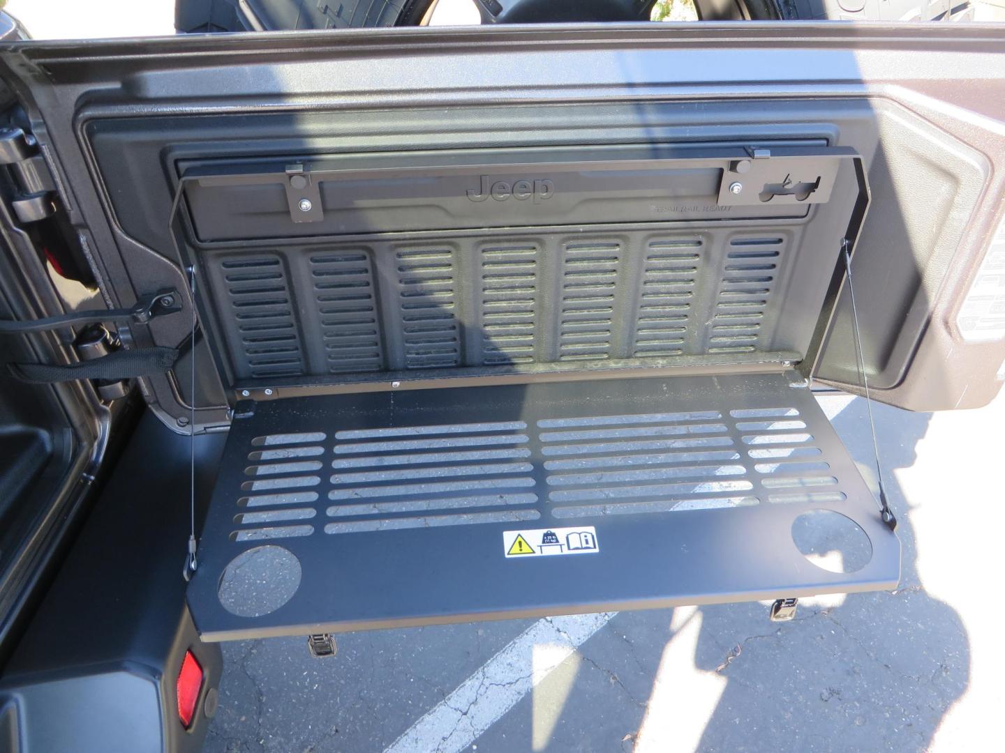 2020 Gray Jeep Wrangler Unlimited Rubicon (1C4HJXFN0LW) with an 2.0L L4 DOHC 16V TURBO engine, 6A transmission, located at 2630 Grass Valley Highway, Auburn, CA, 95603, (530) 508-5100, 38.937893, -121.095482 - Features a 3" Zone offroad suspension system, Fox Adventure series shocks, 37" Toyo RT tires, 17" Double Black Method NV wheels, Teraflex HD spare tire carrier, Nerf steps, and roof rack crossbars. - Photo#70